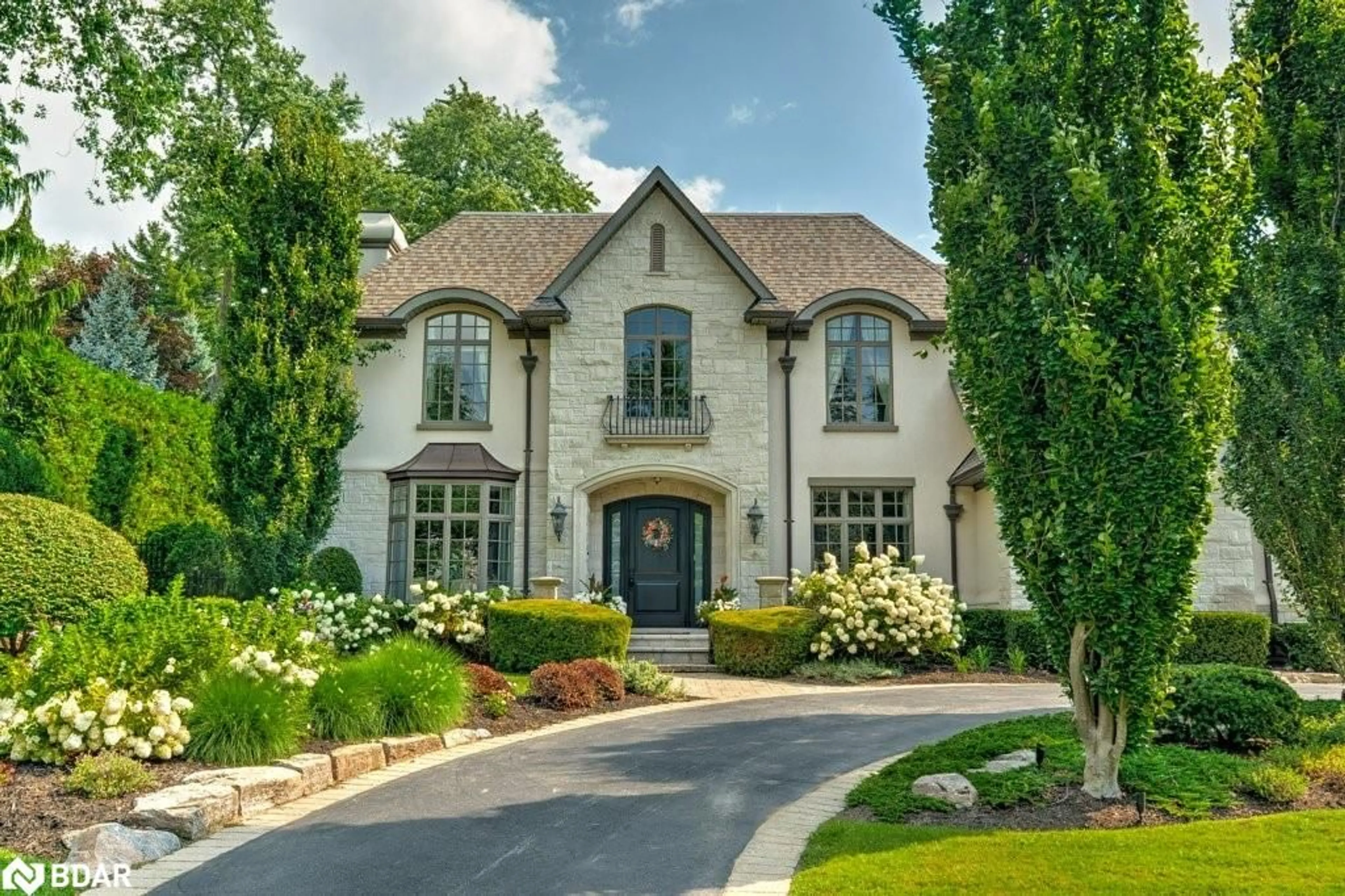Home with brick exterior material, street for 1237 Donlea Cres, Oakville Ontario L6J 1V8