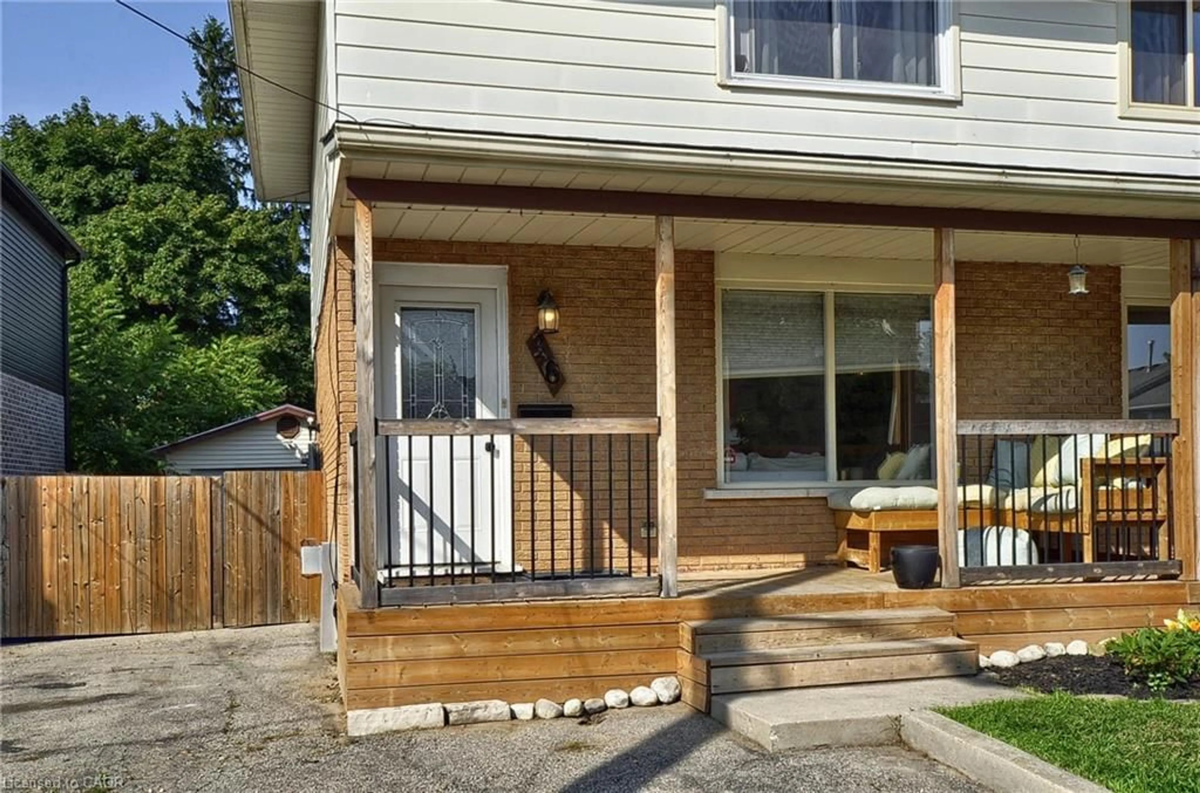 Patio, street for 16 Blain Ave, Cambridge Ontario N1R 6S1