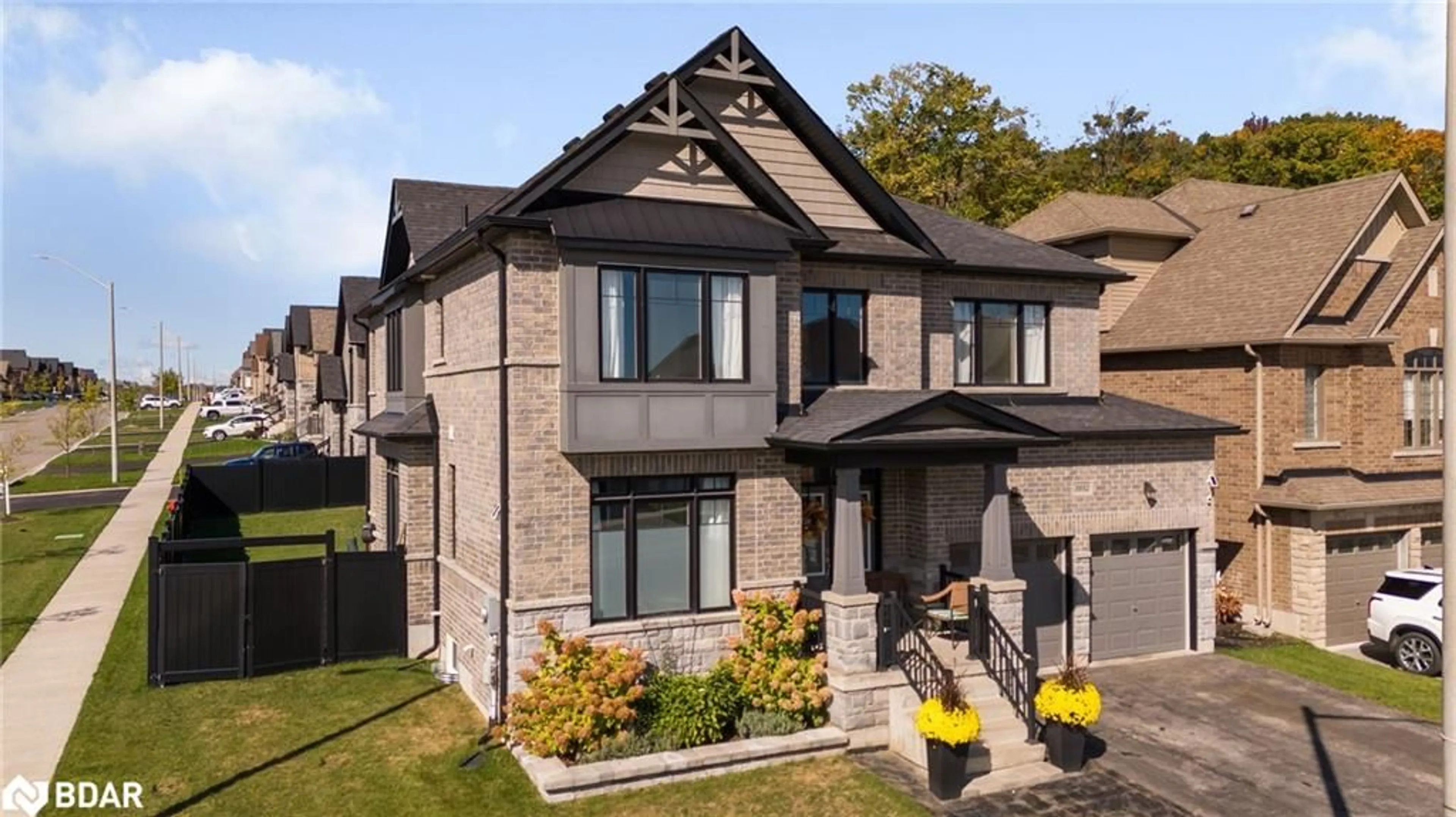 Home with brick exterior material, street for 3032 Monarch Drive Dr, Orillia Ontario L3V 8K3
