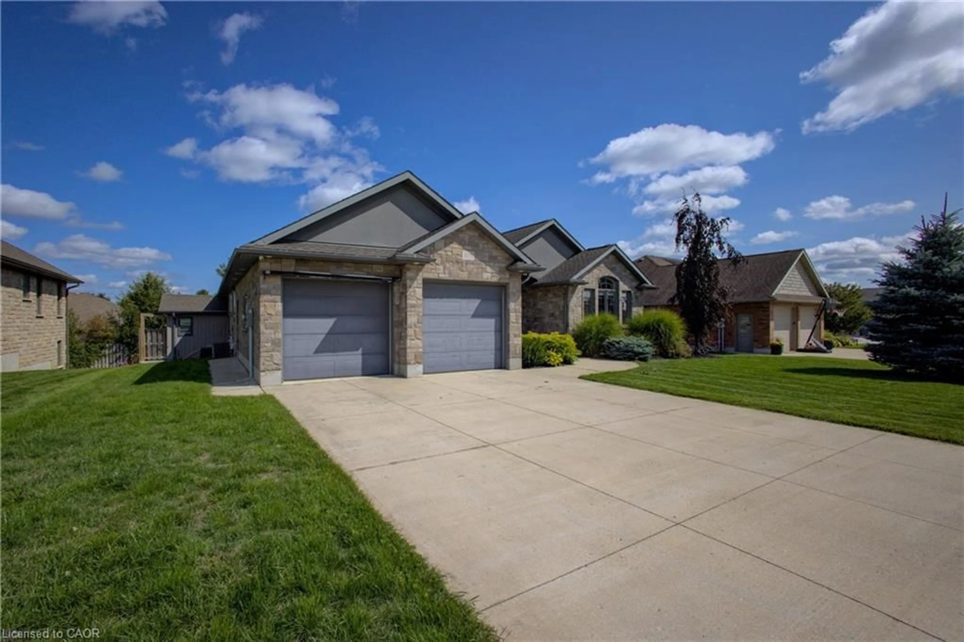 Unknown for 105 12th Avenue A, Hanover Ontario N4N 3V1