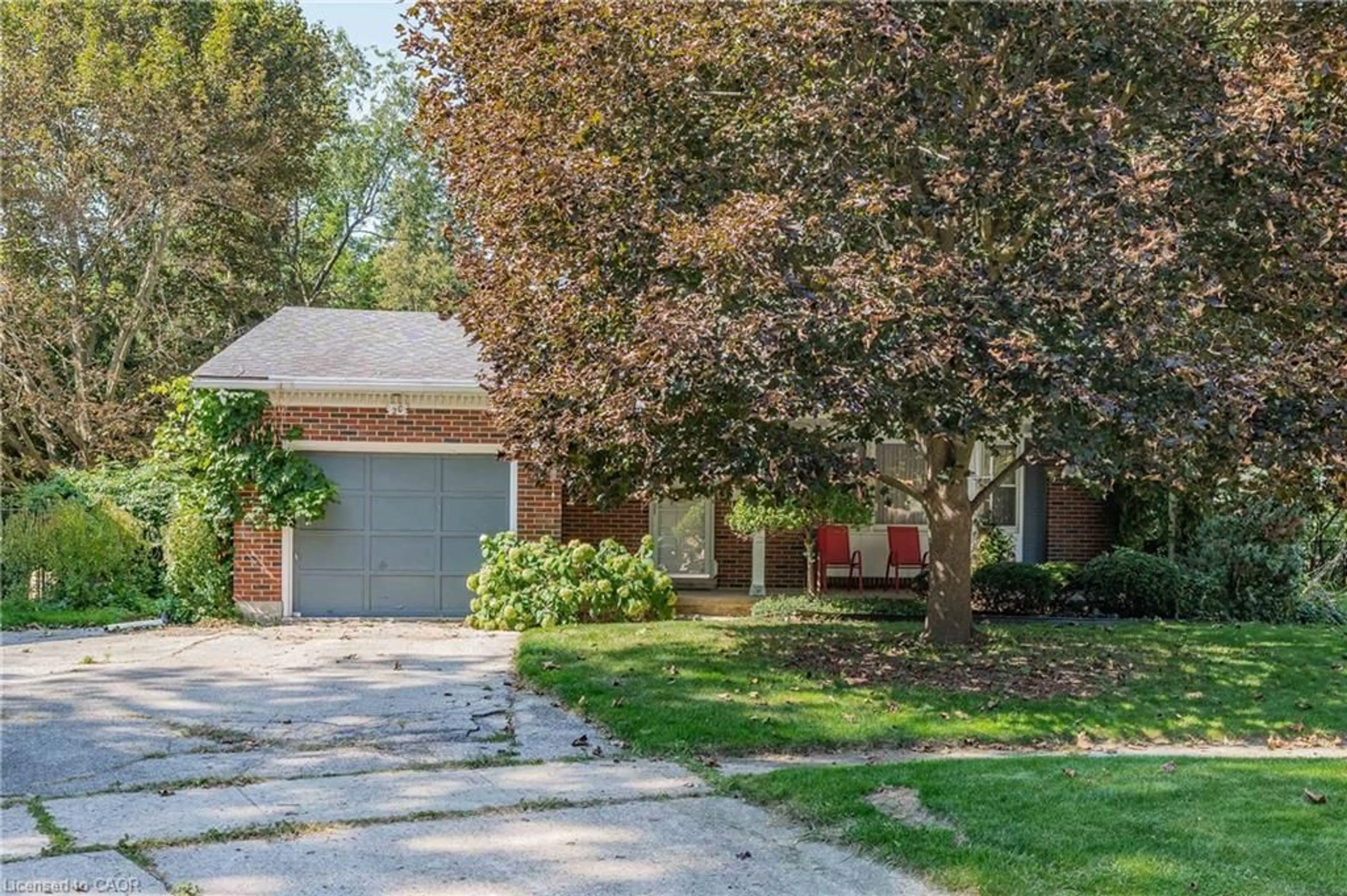 Unknown for 20 Crestwood Dr, Cambridge Ontario N1S 3N9