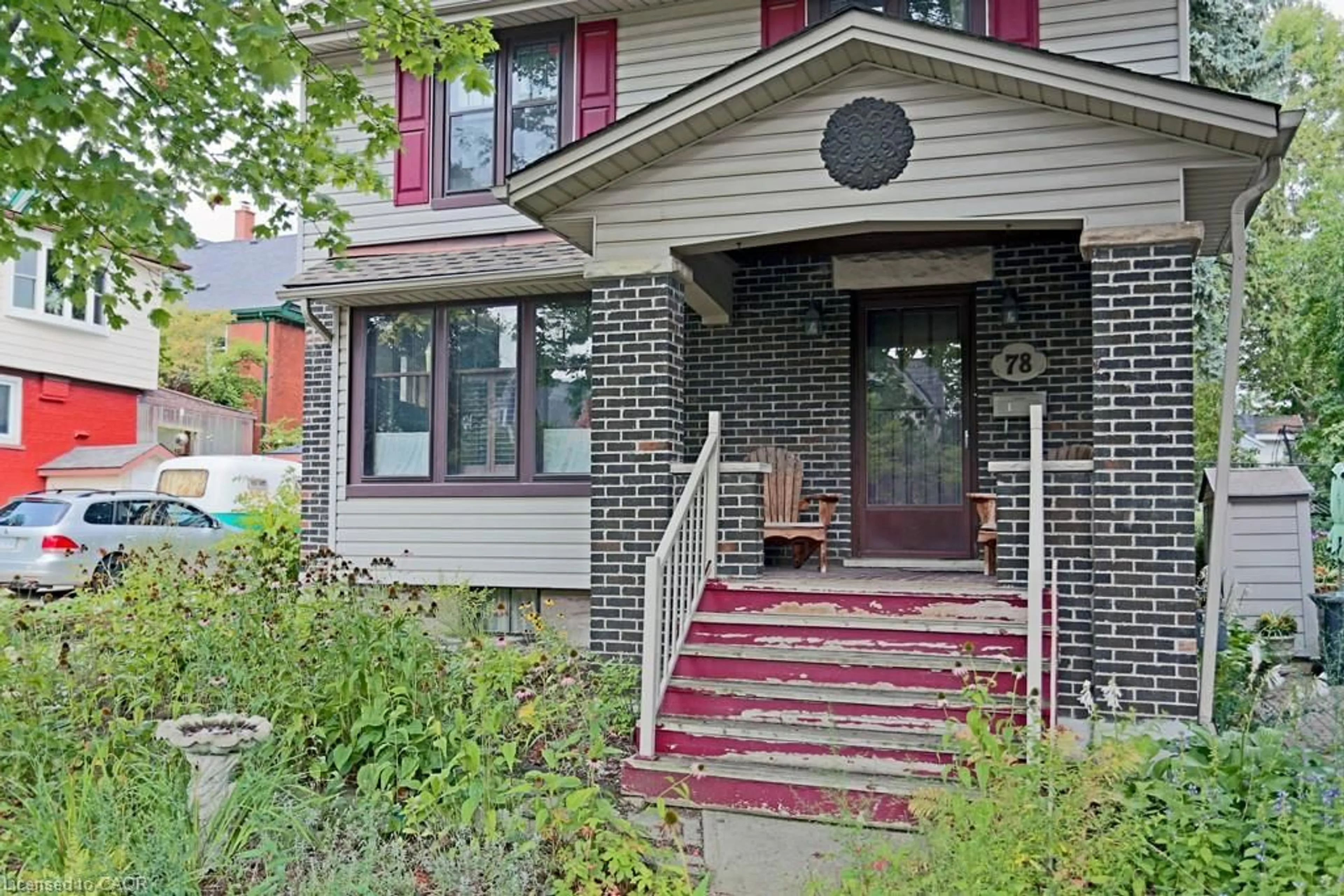 Home with brick exterior material, street for 78 Chapel St, Kitchener Ontario N2H 2T3