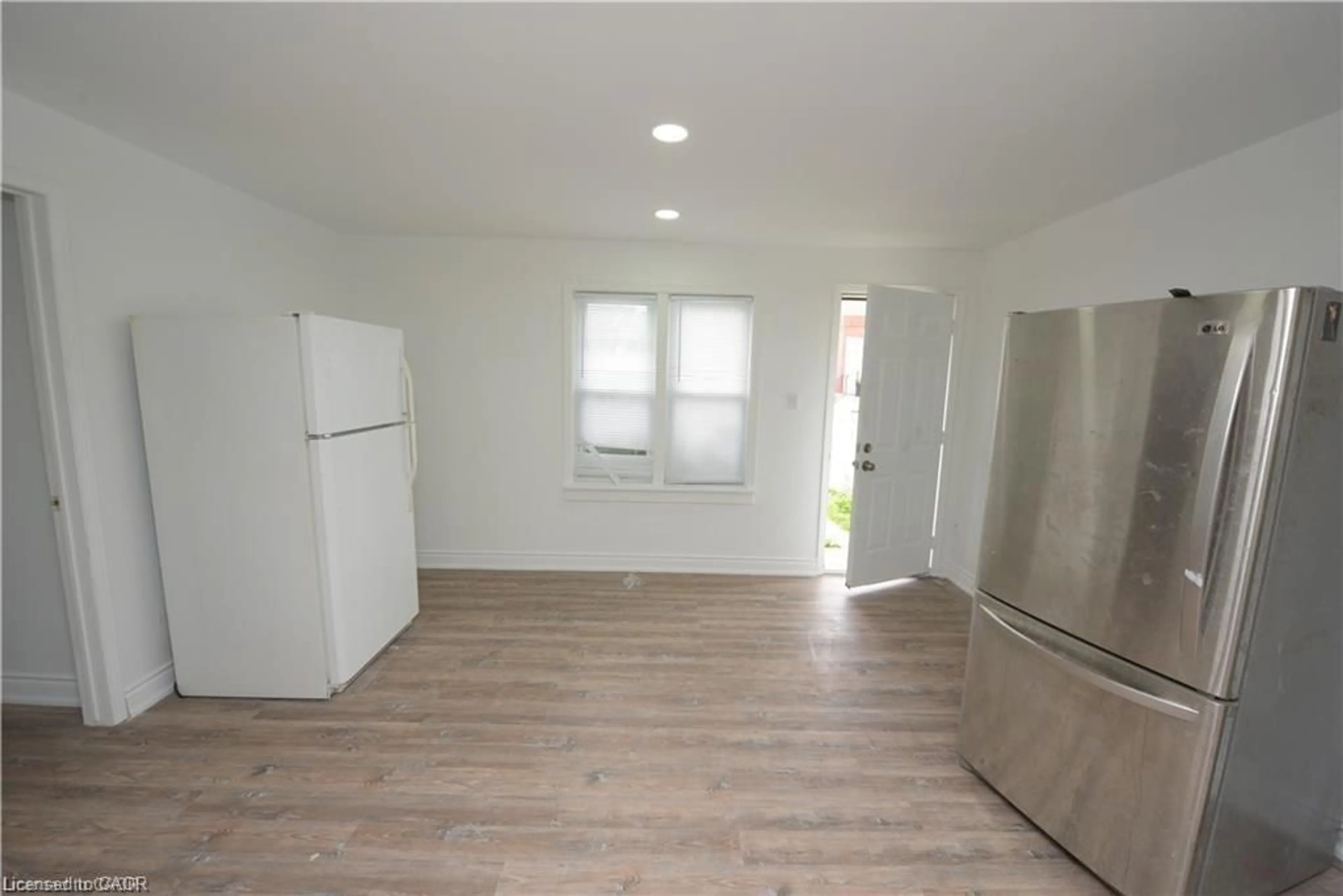 A pic of a room for 69-71 Cedar St, Cambridge Ontario N1S 1V5