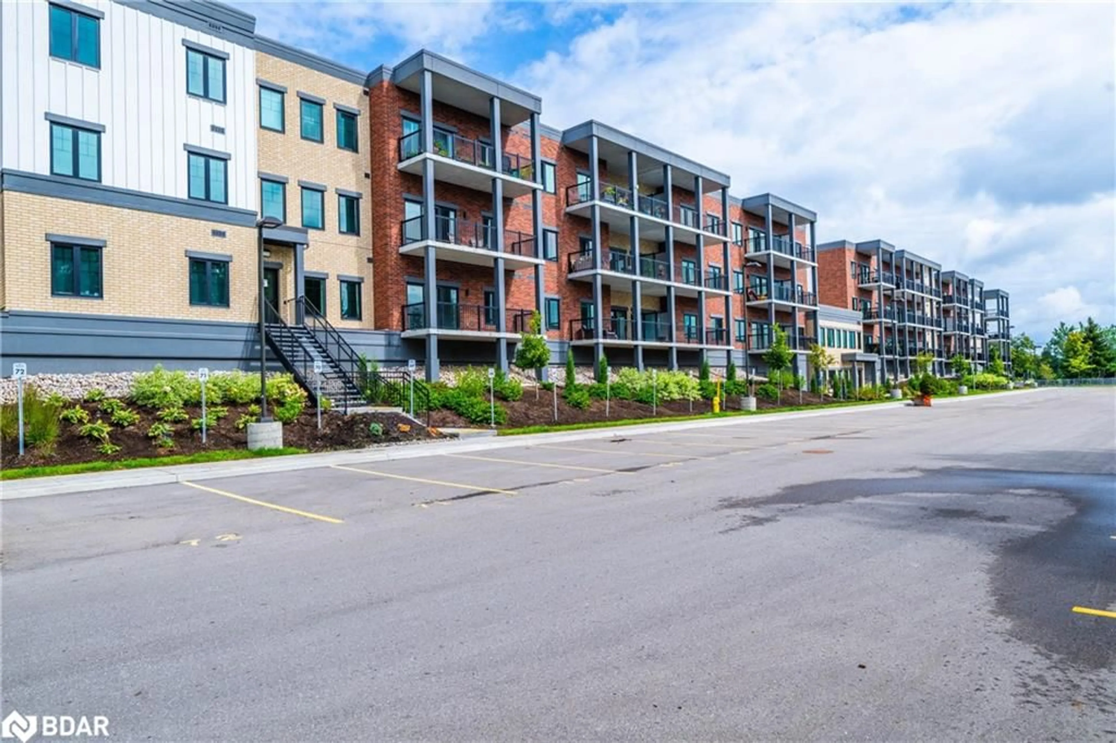Unknown for 121 Mary St #414, Creemore Ontario L0M 1G0