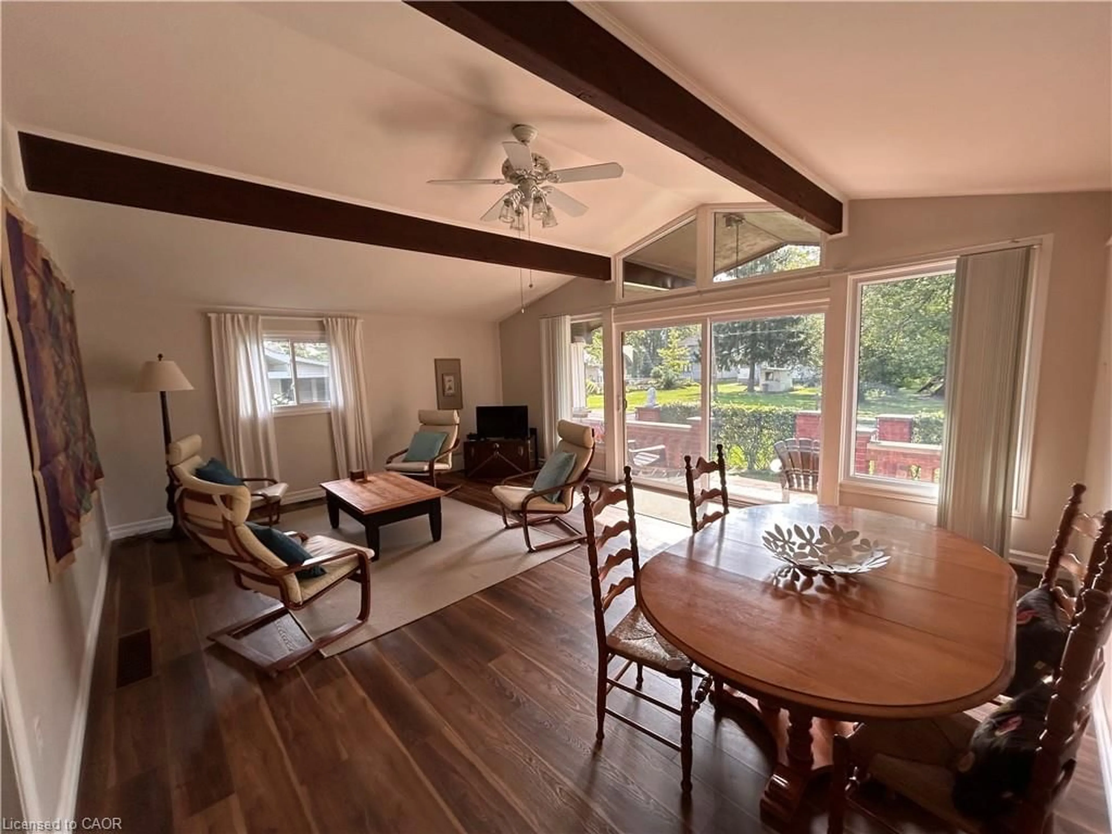 Living room with furniture, wood/laminate floor for 324 Oakwood Ave, Crystal Beach Ontario L0S 1B0