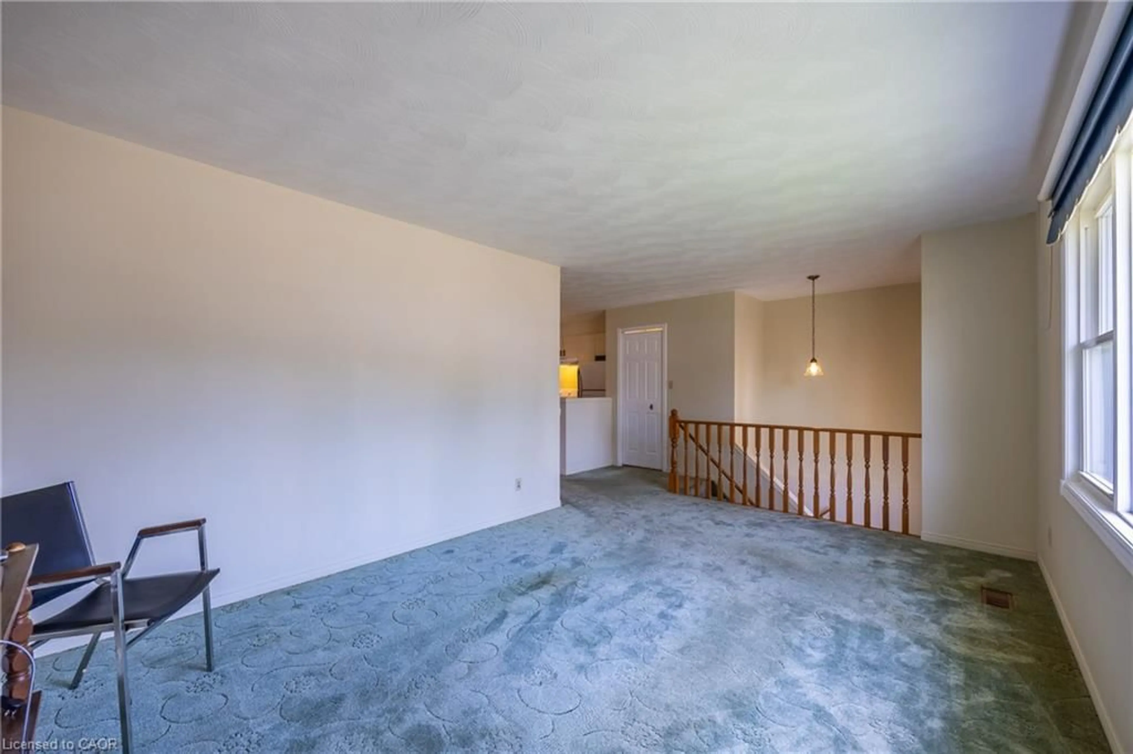 A pic of a room for 99 Wellington St, Waterford Ontario N0E 1Y0