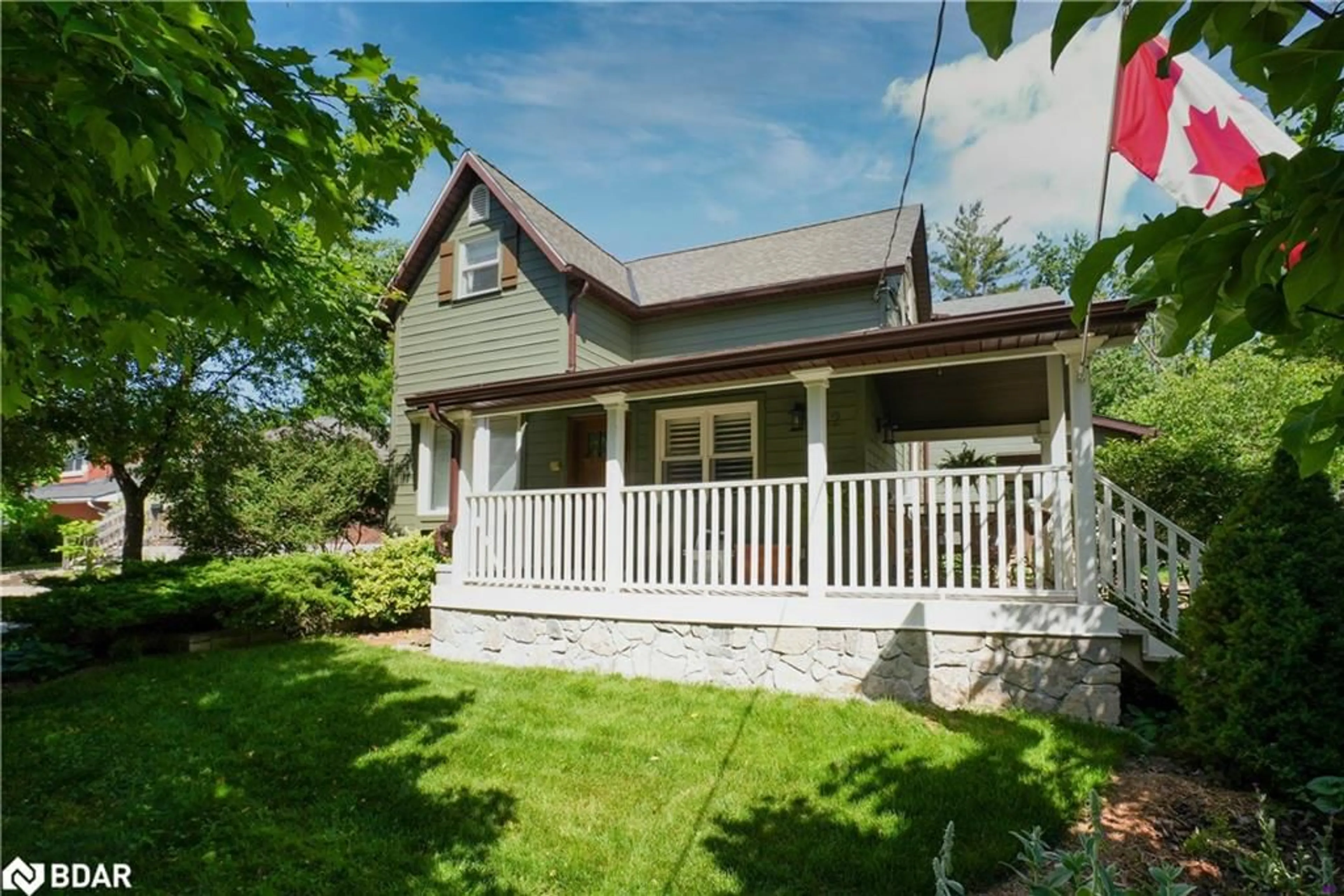 Unknown for 42 Dalton St, Barrie Ontario L4N 1M3