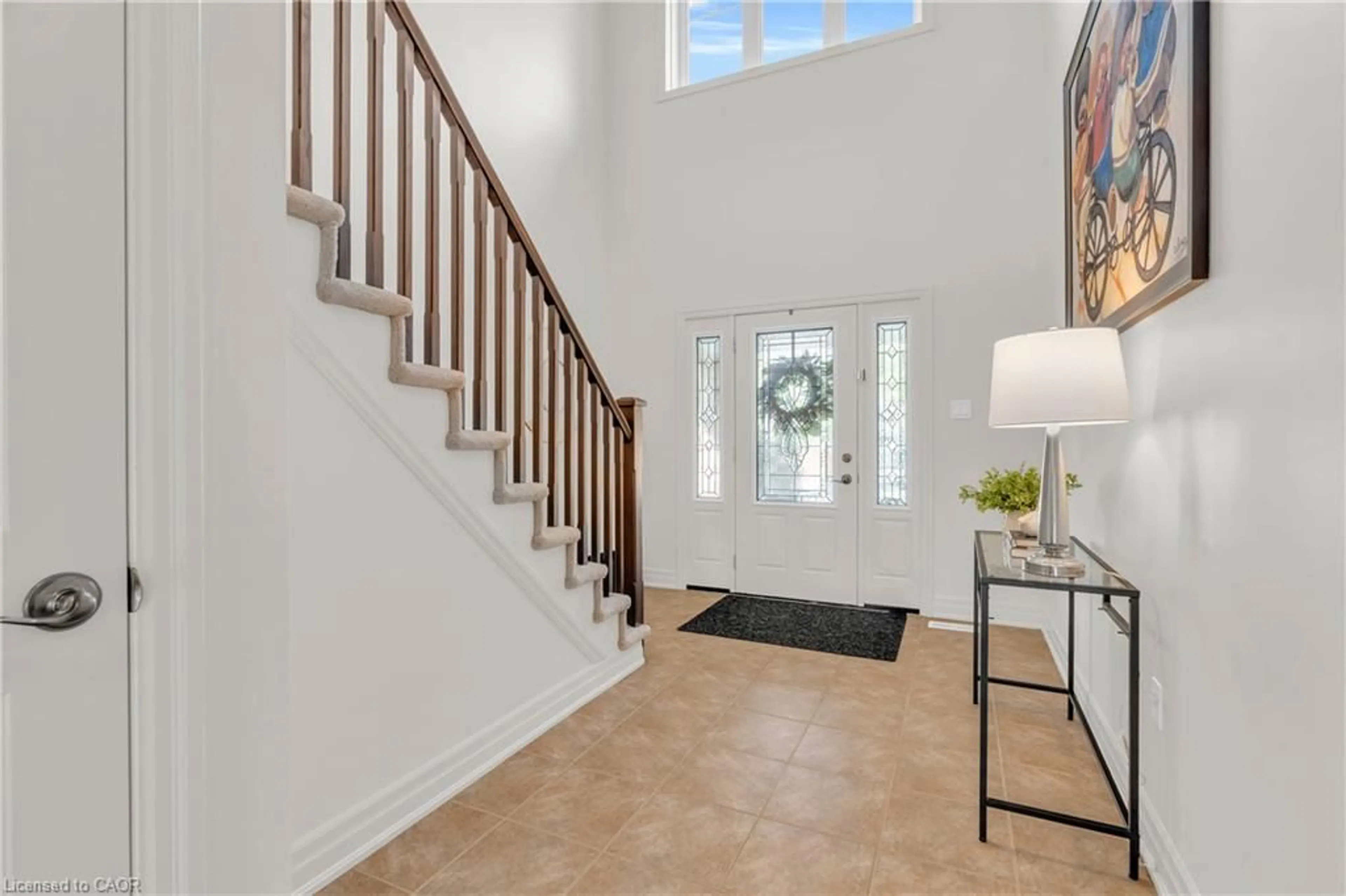 Indoor entryway for 41 Samuel Drive Dr, Guelph Ontario N1L 0K1