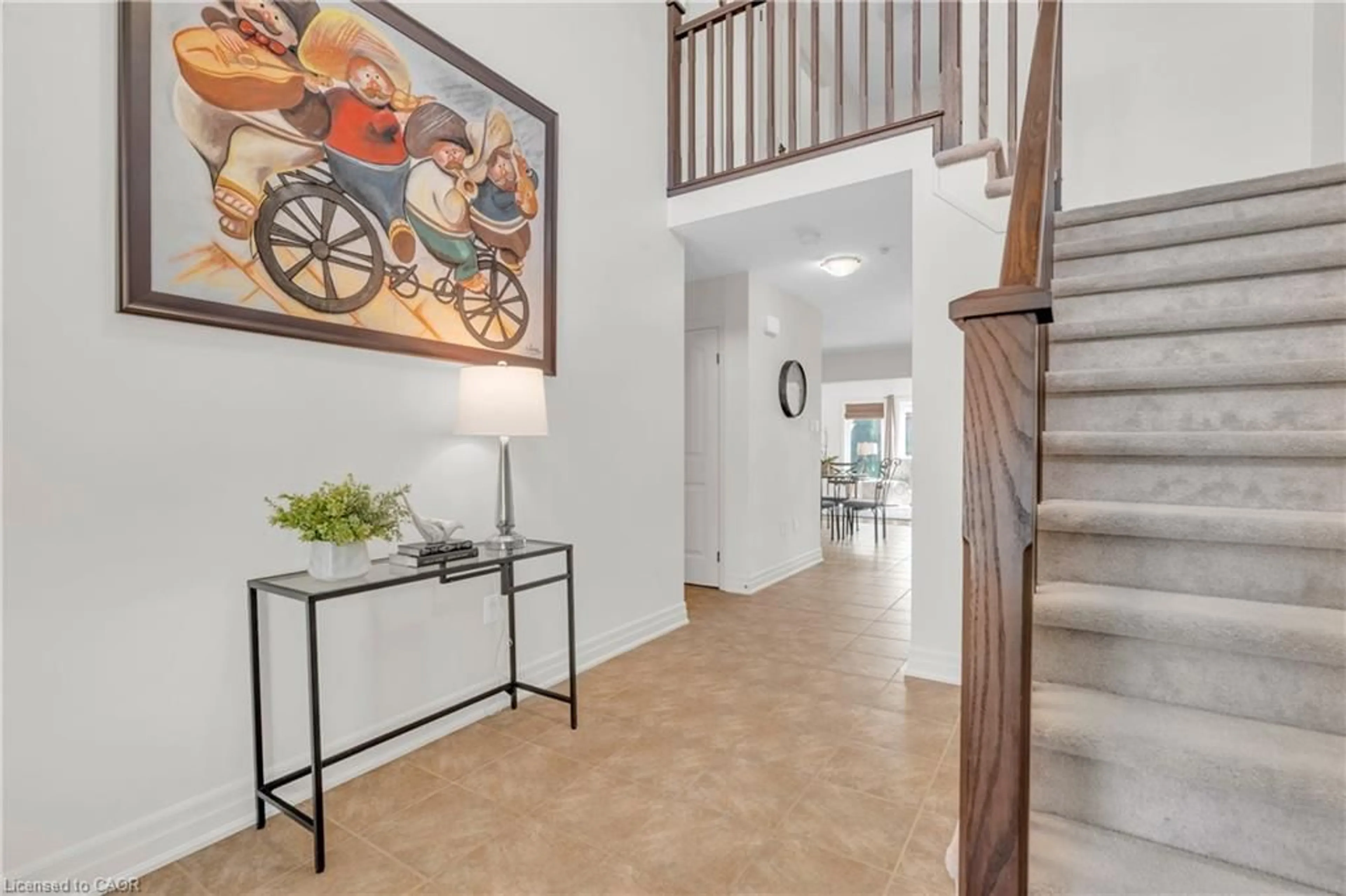 Indoor entryway for 41 Samuel Drive Dr, Guelph Ontario N1L 0K1