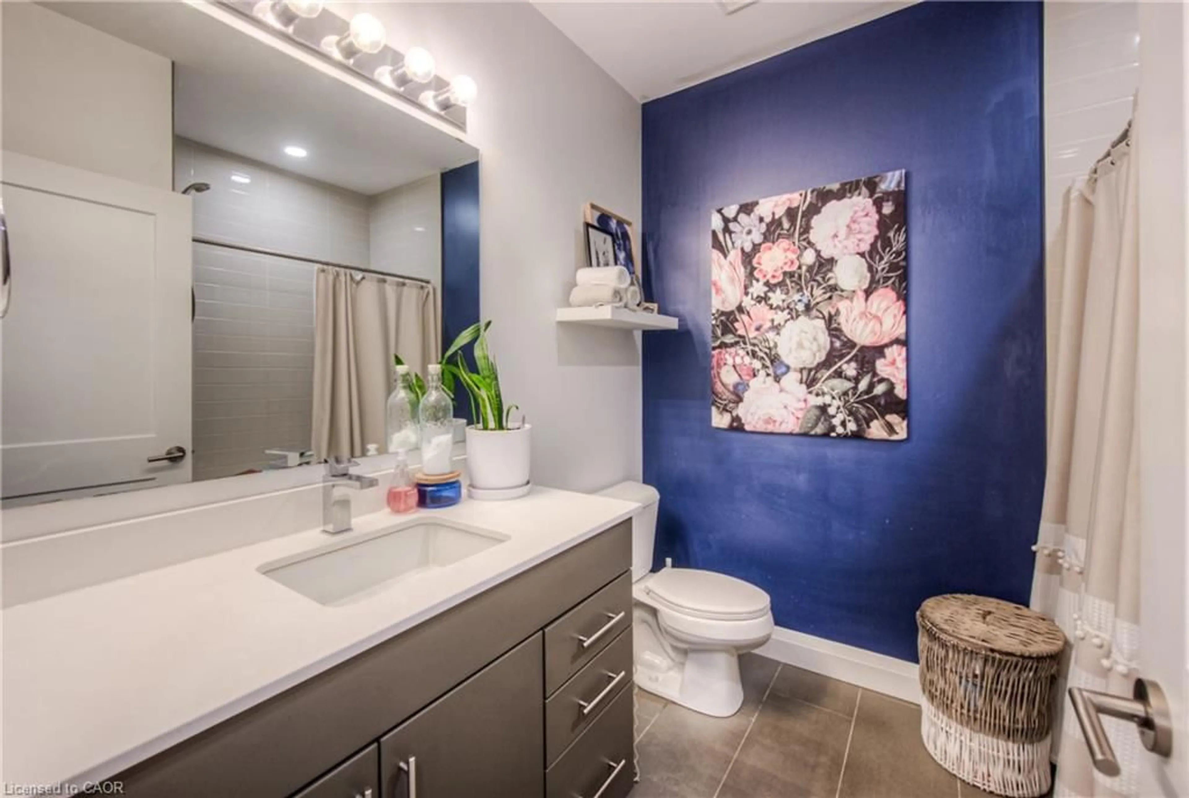 Contemporary bathroom, ceramic/tile floor for 399 Queen St #418, Kitchener Ontario N2G 0C4