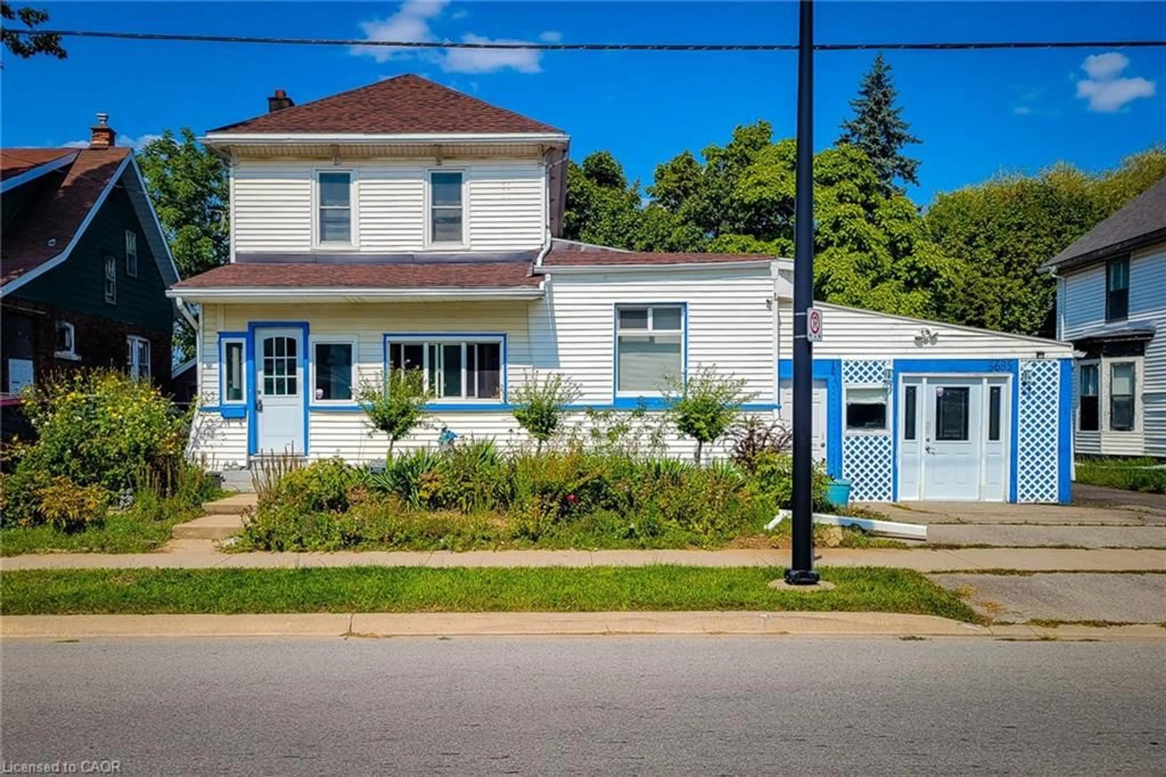Unknown for 5685 Robinson St, Niagara Falls Ontario L2G 2B1