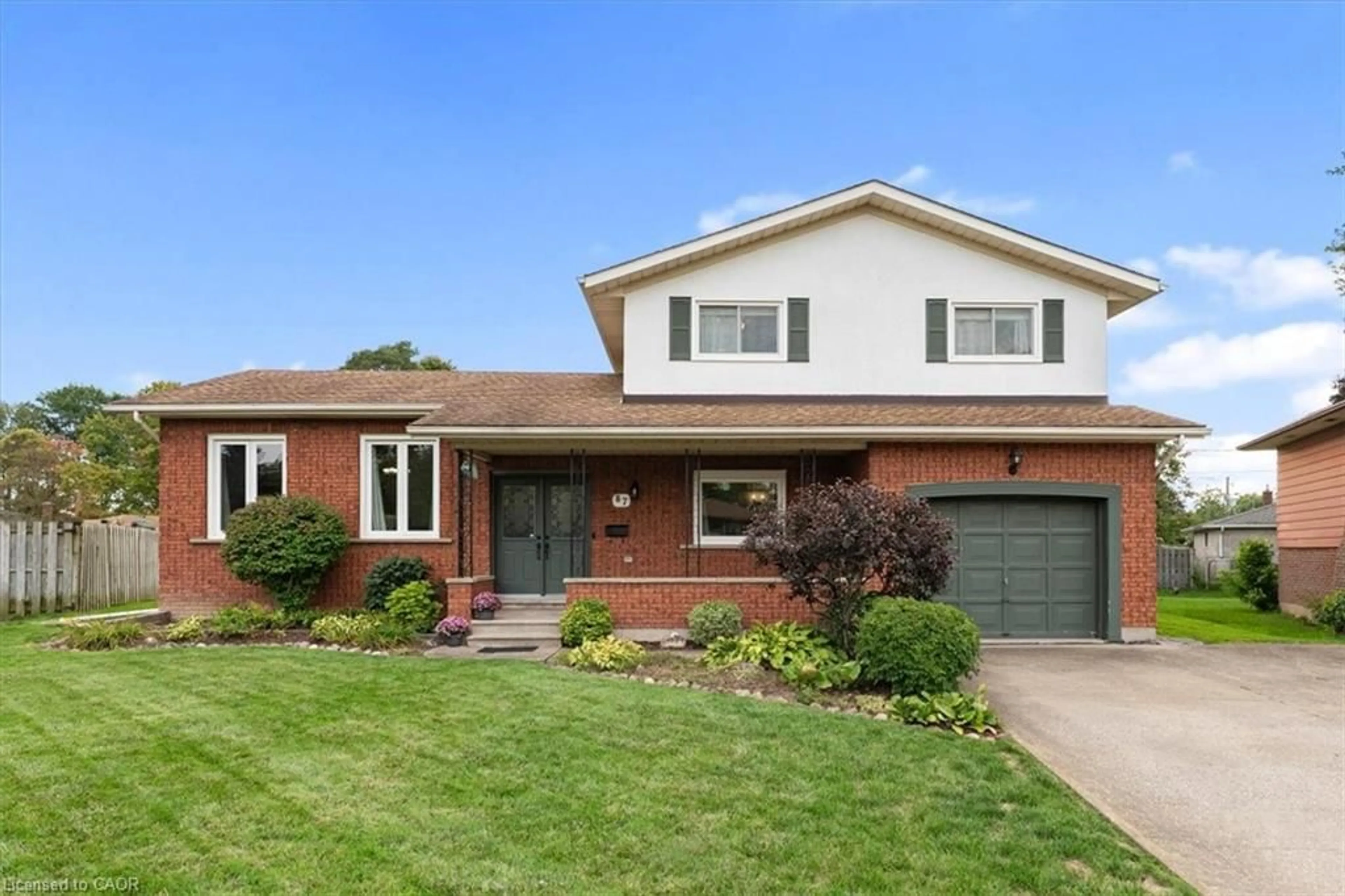 Home with brick exterior material, street for 87 Loyalist Dr, Welland Ontario L3C 2X9