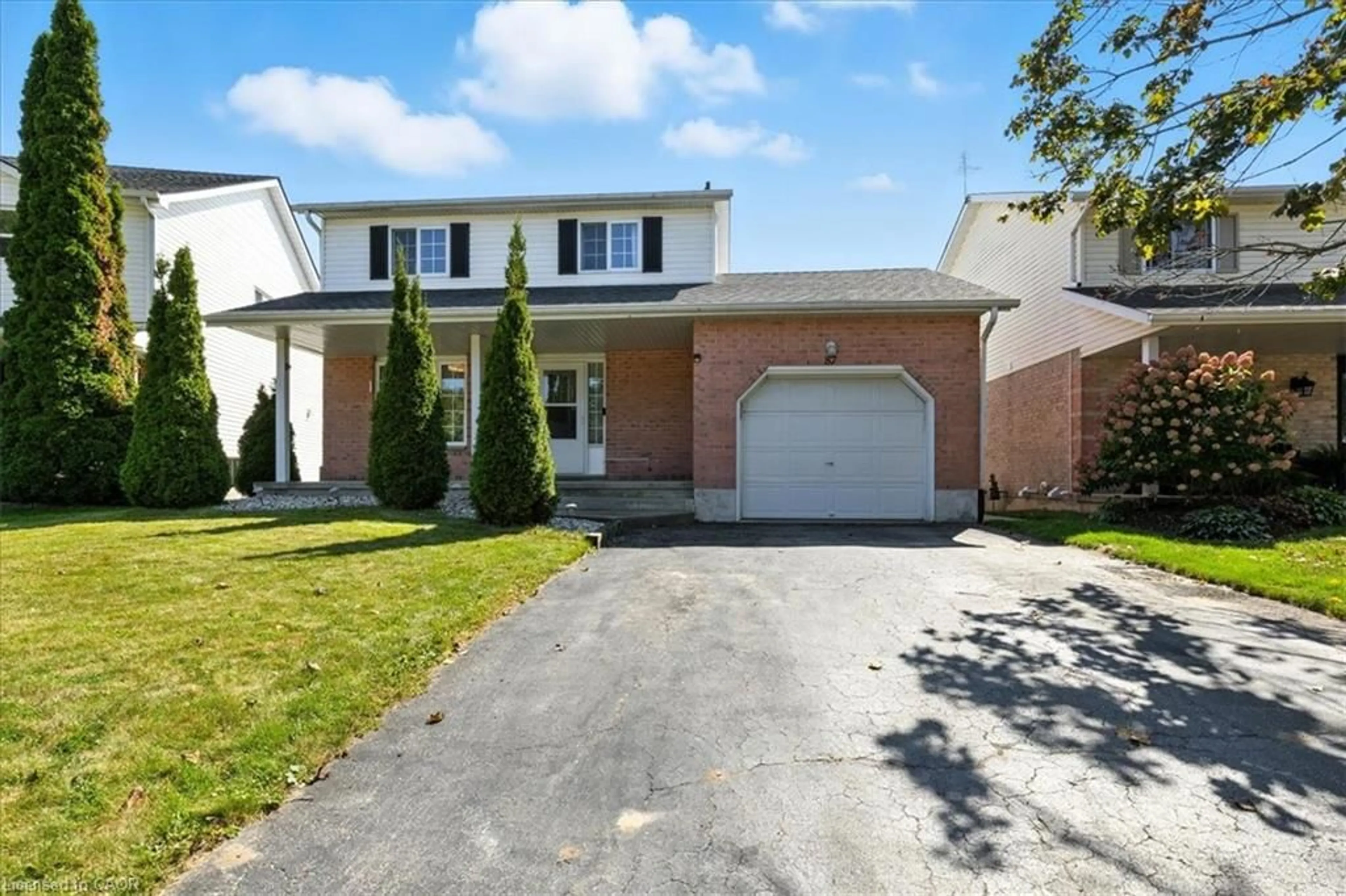Unknown for 87 Dawn Cres, Cambridge Ontario N3C 4A9