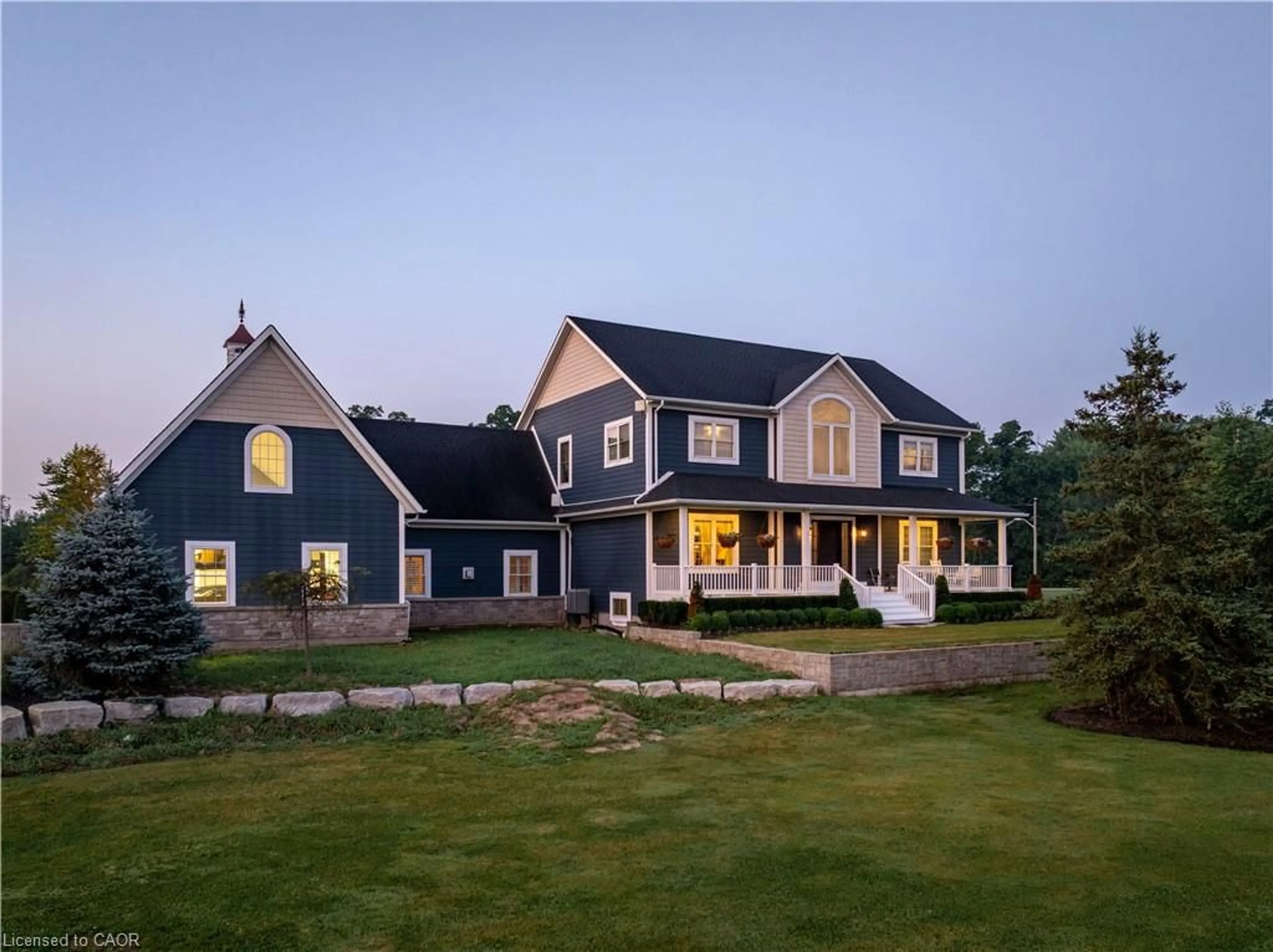 Home with vinyl exterior material, unknown for 7804 Schisler Rd, Niagara Falls Ontario L3B 5N4