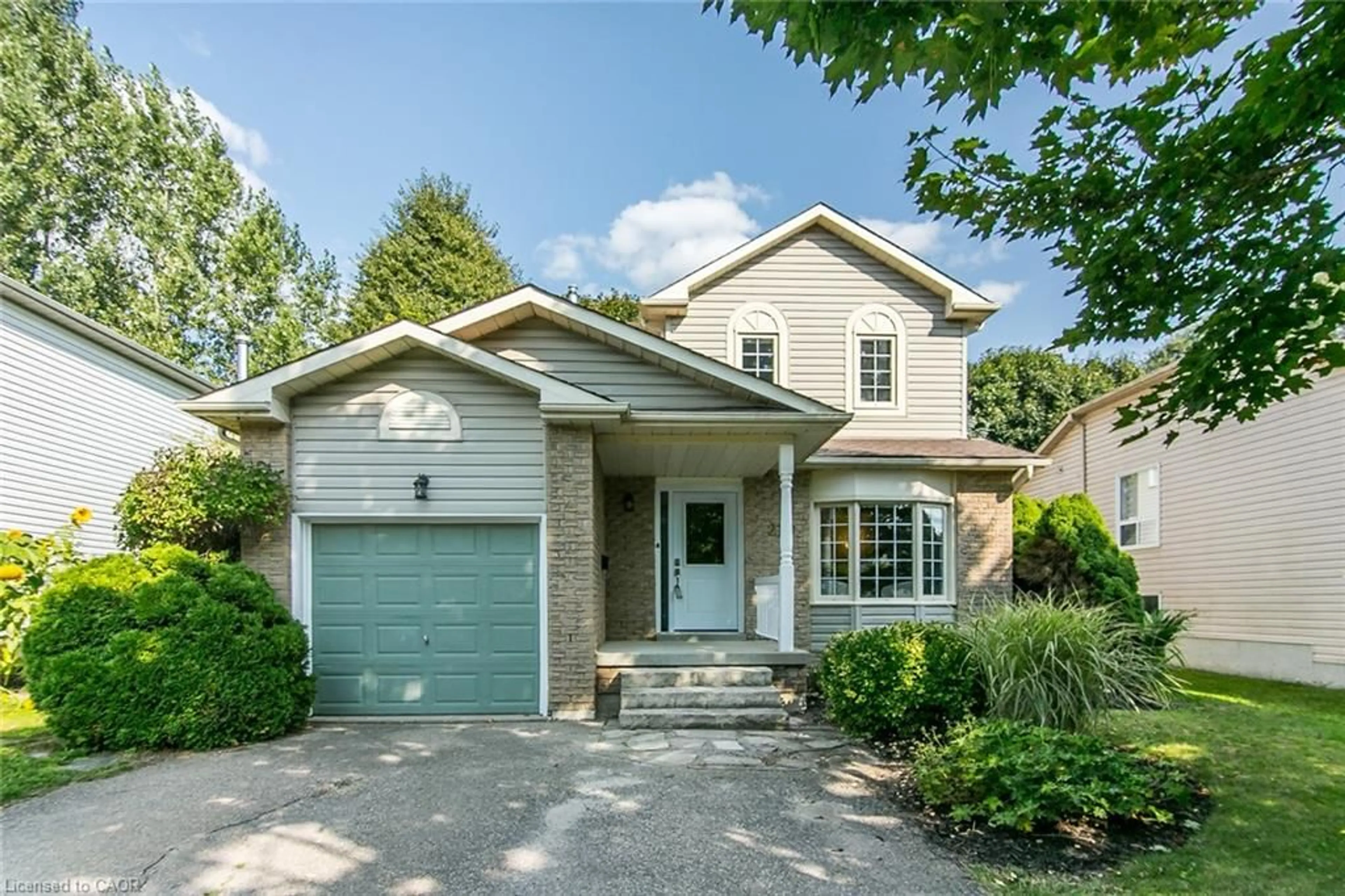 Home with brick exterior material, street for 210 Philip Crt, Fergus Ontario N1M 3M9