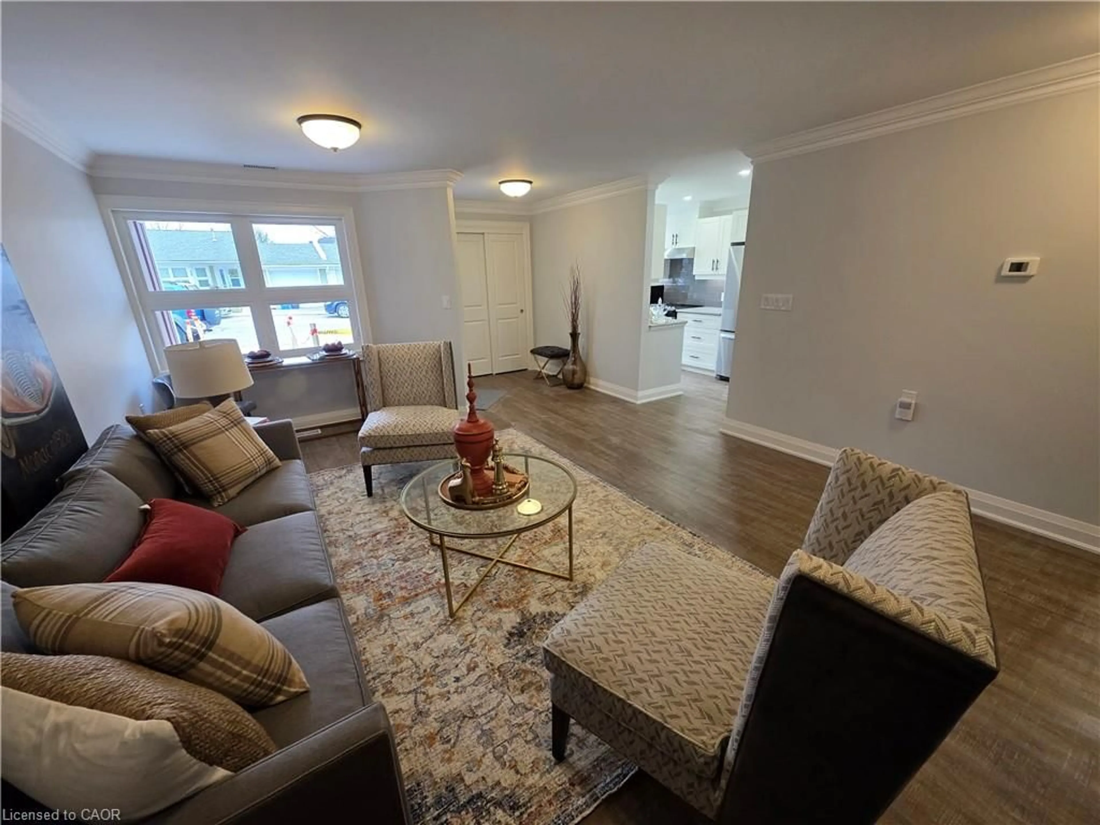 Living room with furniture, unknown for 40 Szollosy Cir, Hamilton Ontario L9B 1T8