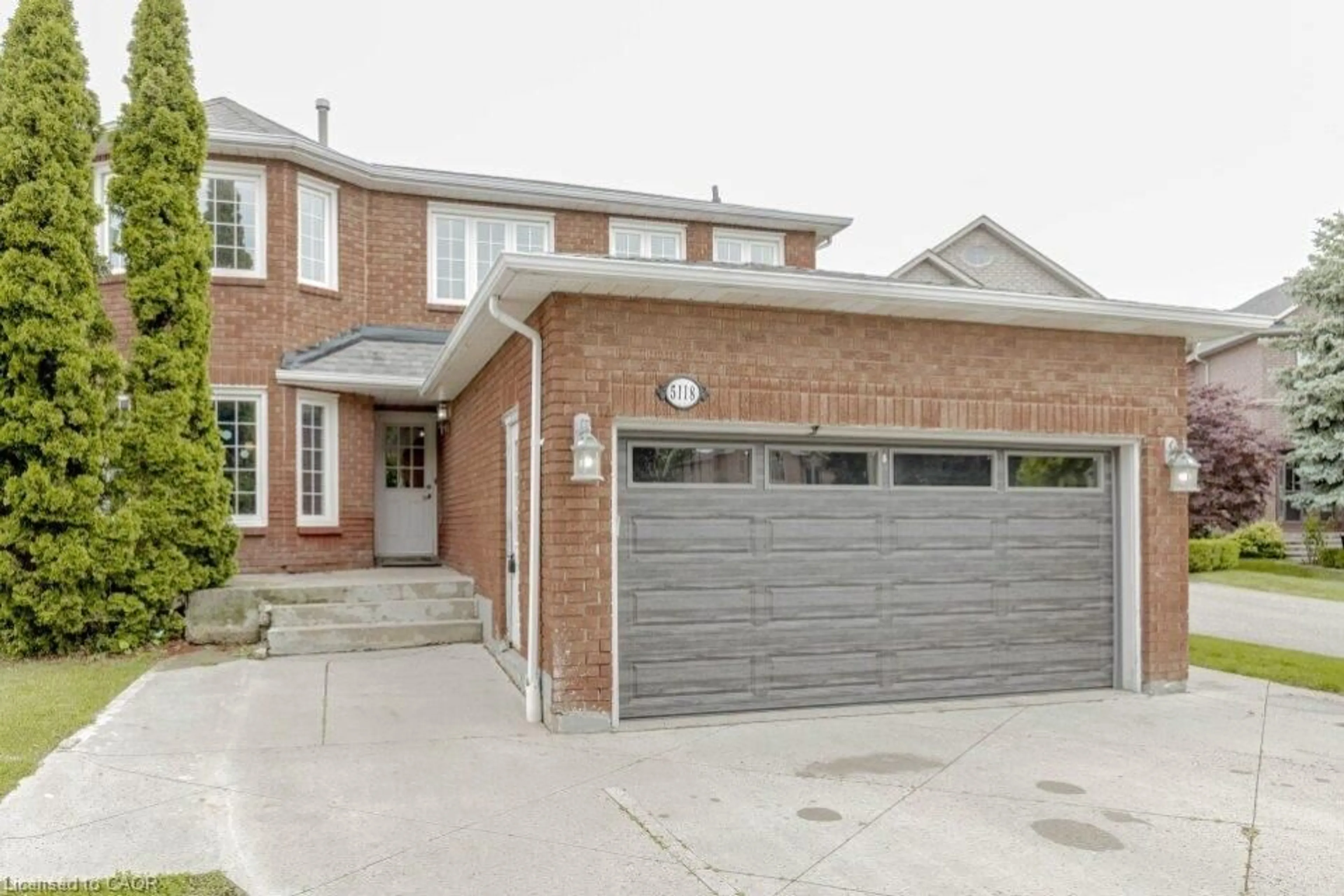 Home with brick exterior material, street for 5118 Cree Lane, Mississauga Ontario L4Z 3B4
