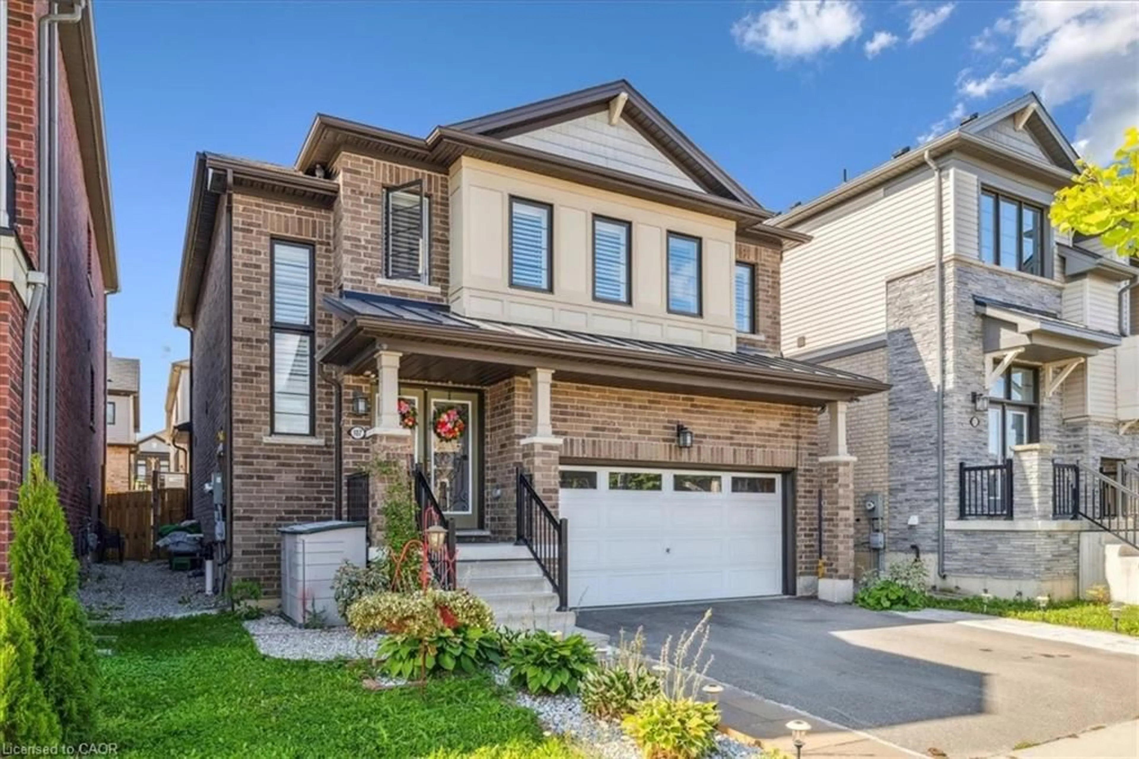 Home with brick exterior material, street for 107 Pagebrook Cres, Stoney Creek Ontario L8J 0K7
