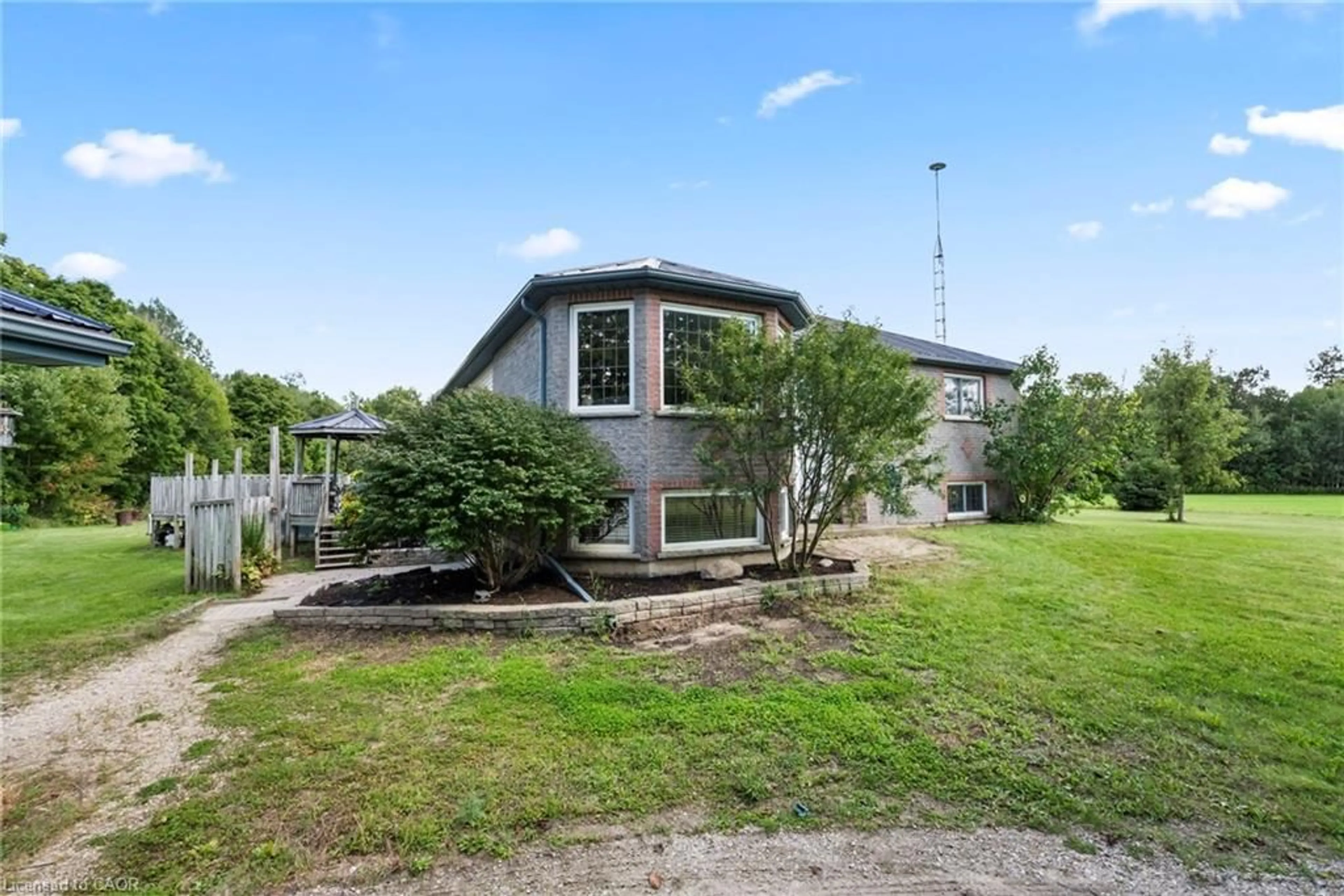 A pic from outside/outdoor area/front of a property/back of a property/a pic from drone, unknown for 8893 School Road 7, Palmerston Ontario N0G 2P0