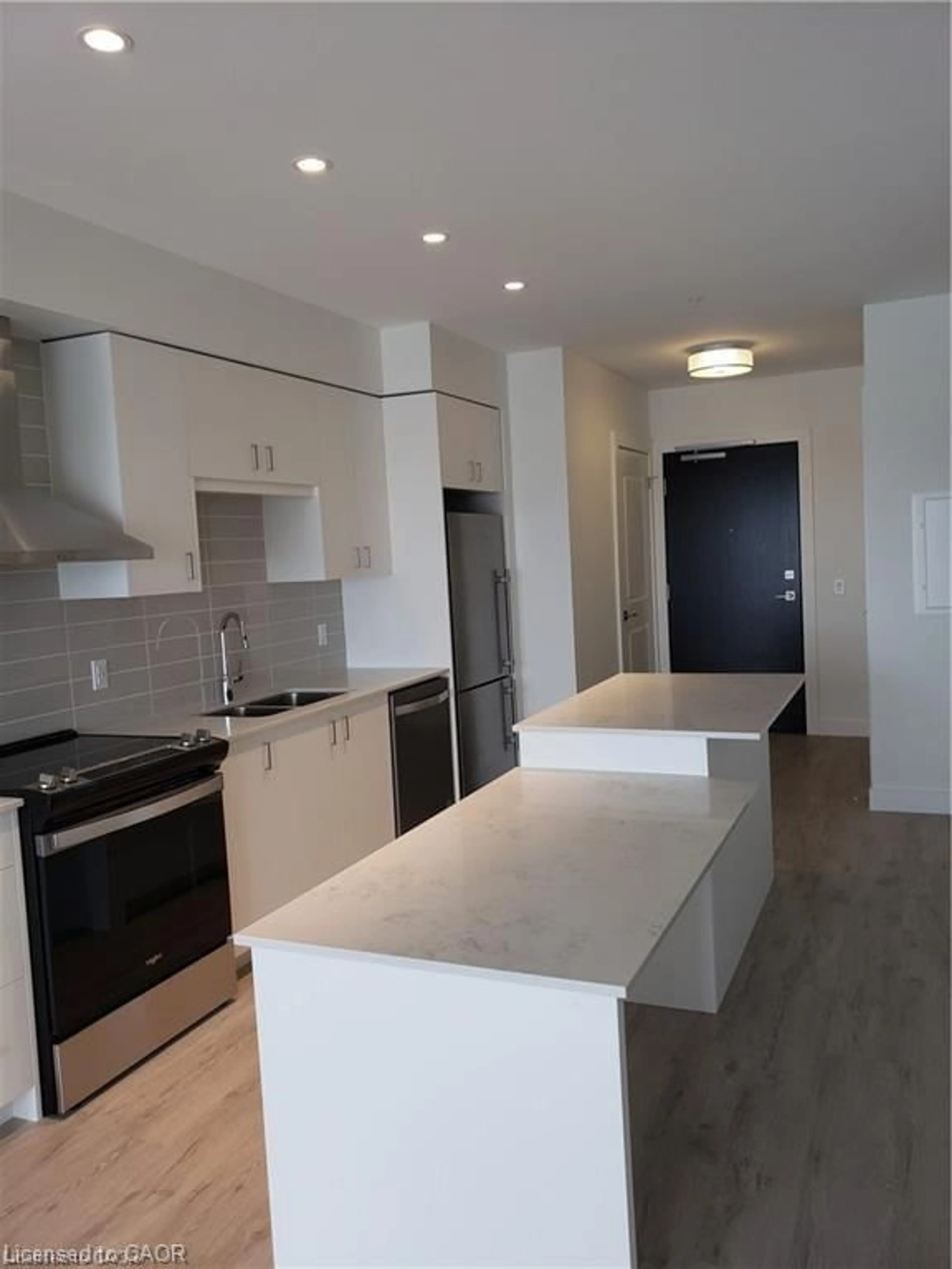 Open concept kitchen, unknown for 15 Glebe St #1211, Cambridge Ontario N1S 0C3
