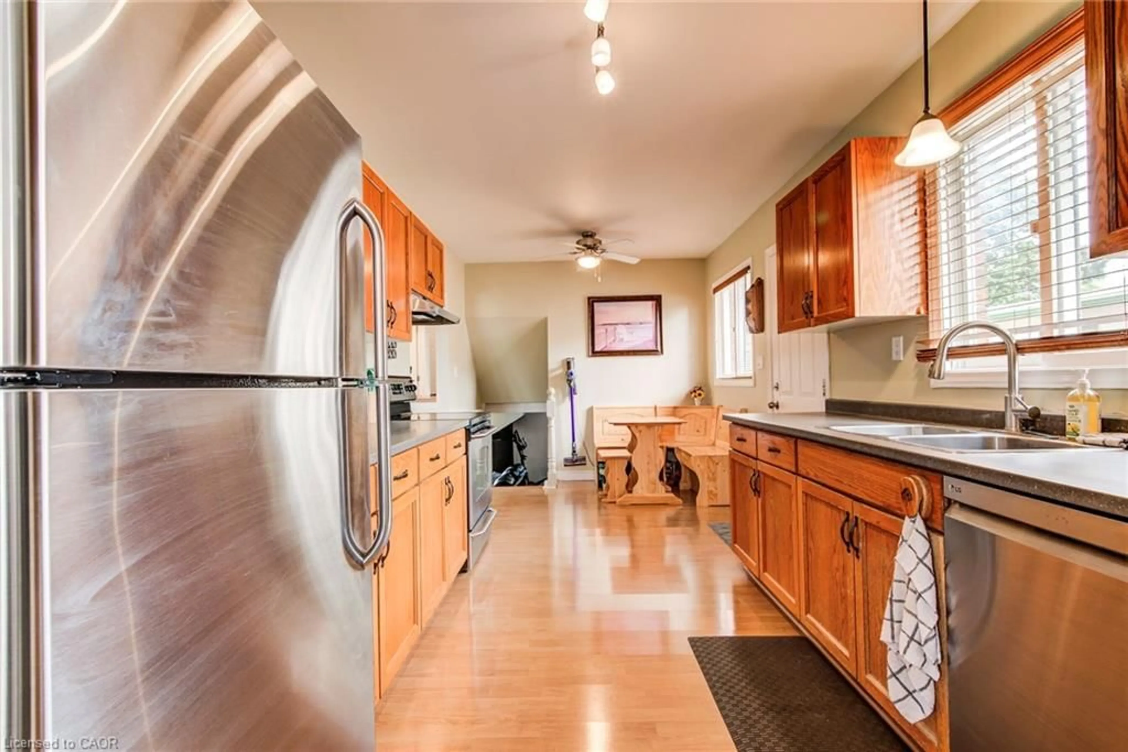 Standard kitchen, ceramic/tile floor for 48 Albert St, Plattsville Ontario N0J 1S0