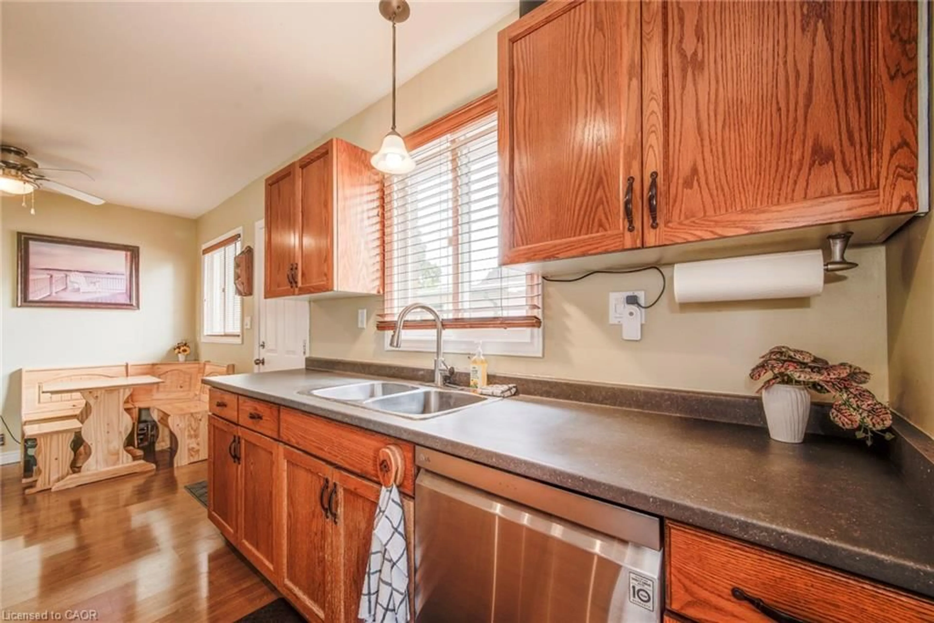 Standard kitchen, unknown for 48 Albert St, Plattsville Ontario N0J 1S0