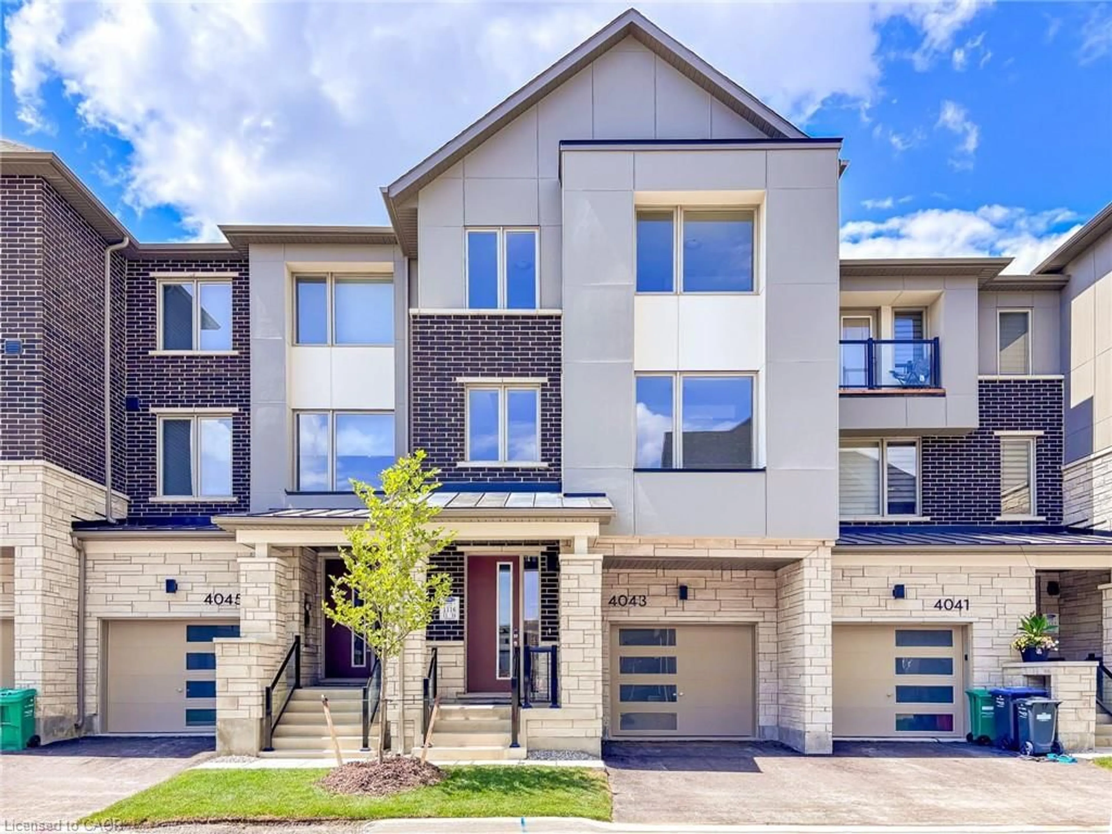 Home with brick exterior material, street for 4043 Saida St, Mississauga Ontario L5M 2S8