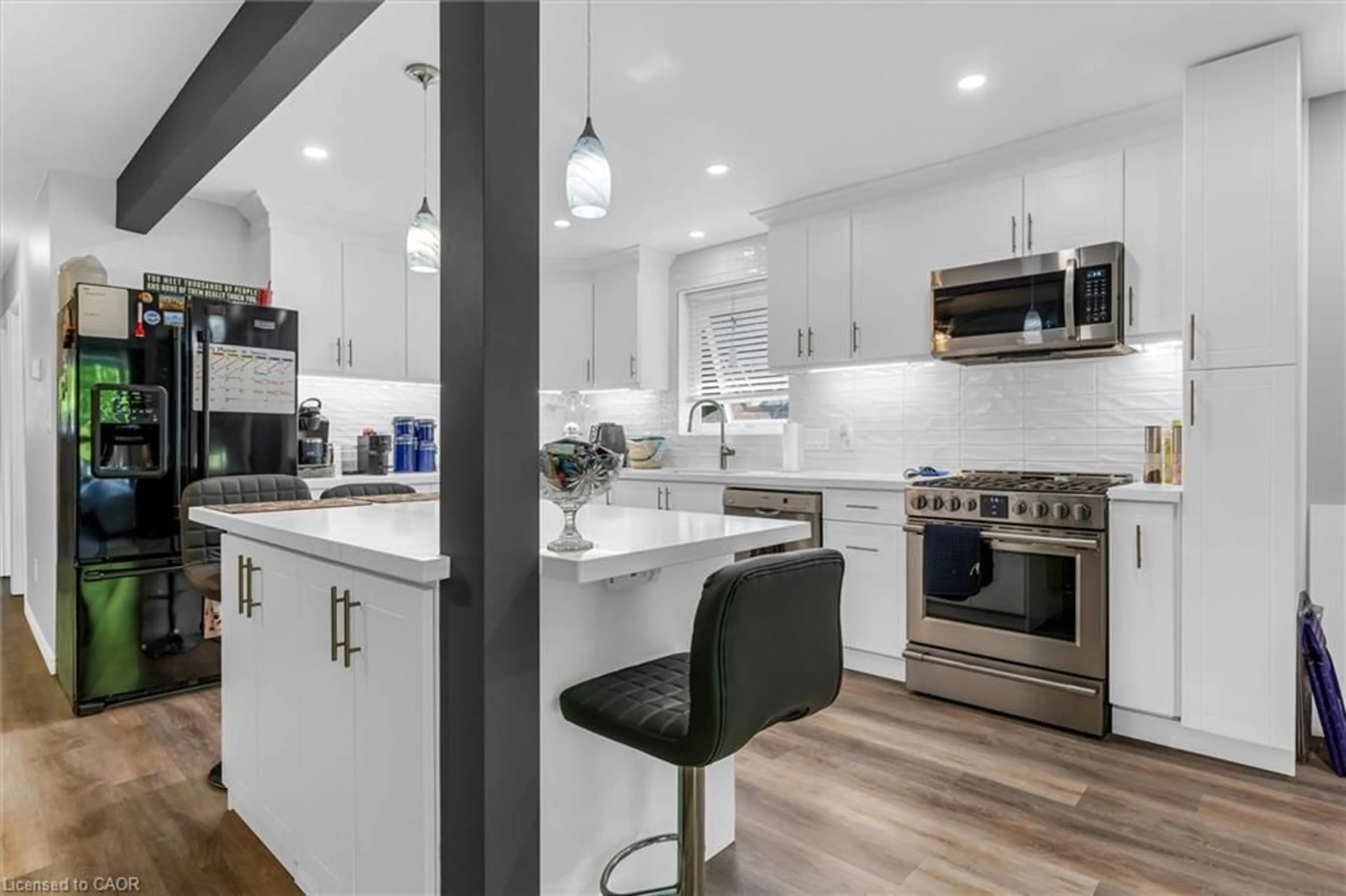 Open concept kitchen, ceramic/tile floor for 110 Graystone Cres, Welland Ontario L3C 6G7