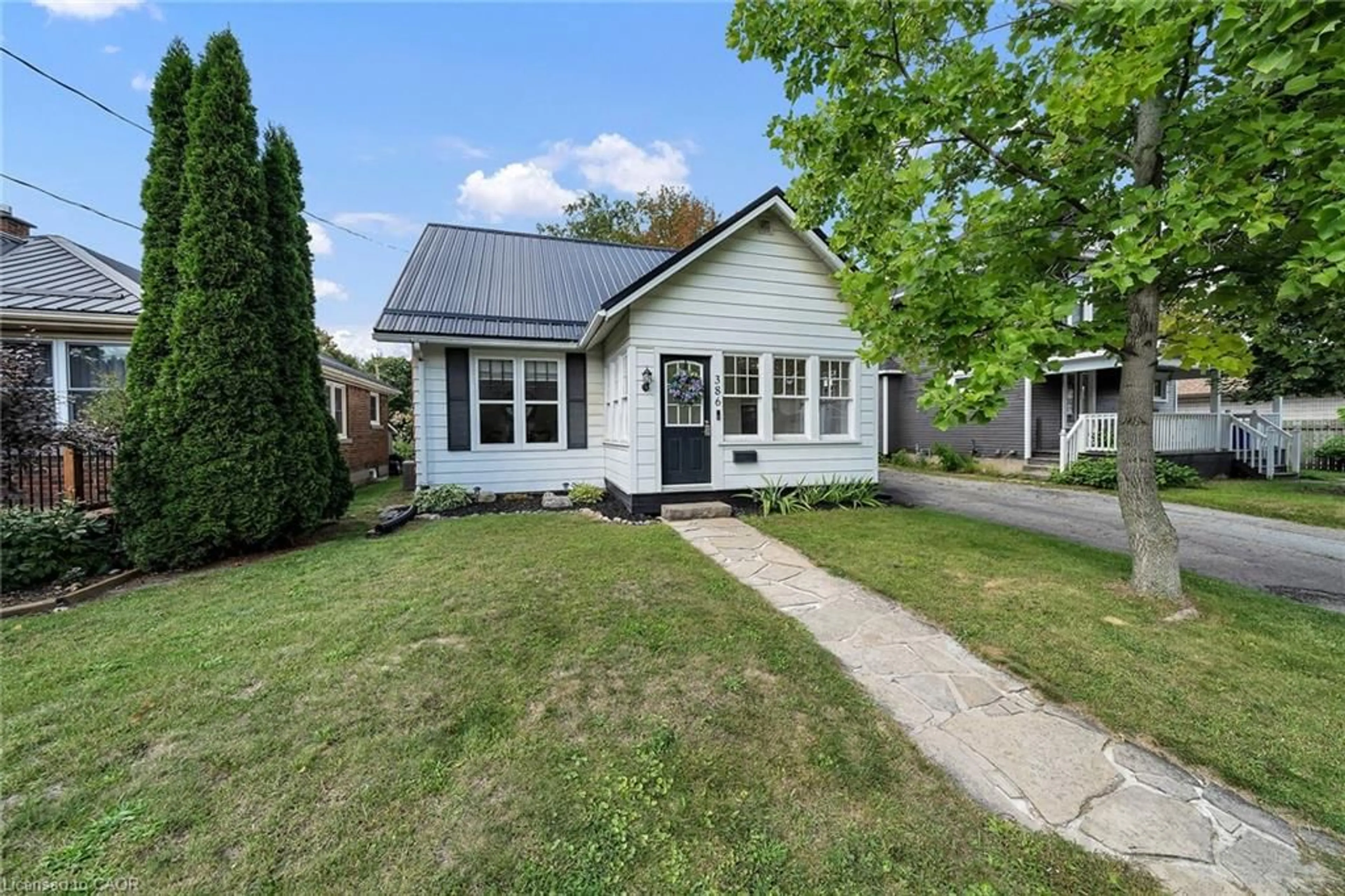 Unknown for 386 College Ave, Simcoe Ontario N3Y 4G9