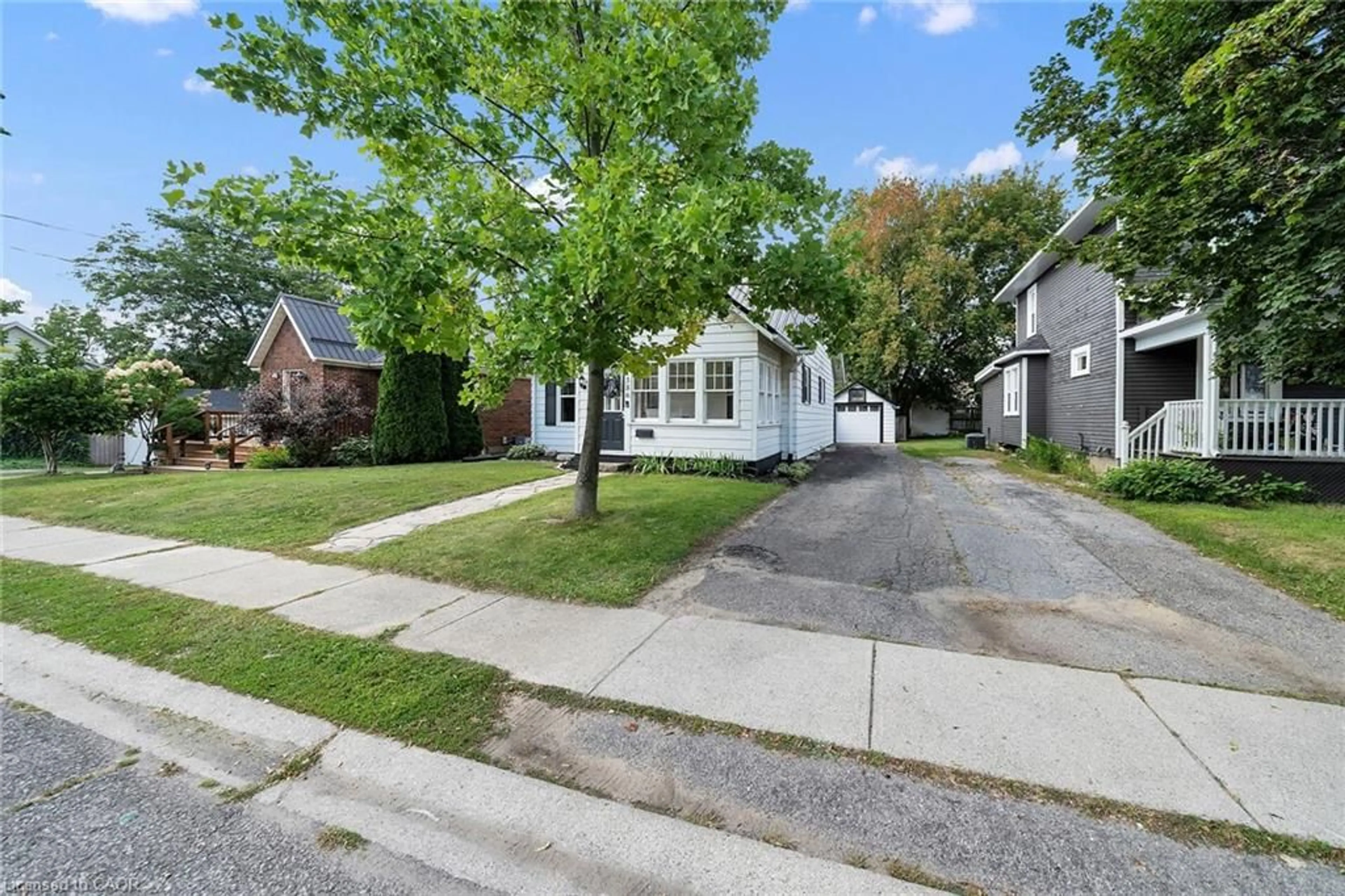 Unknown for 386 College Ave, Simcoe Ontario N3Y 4G9