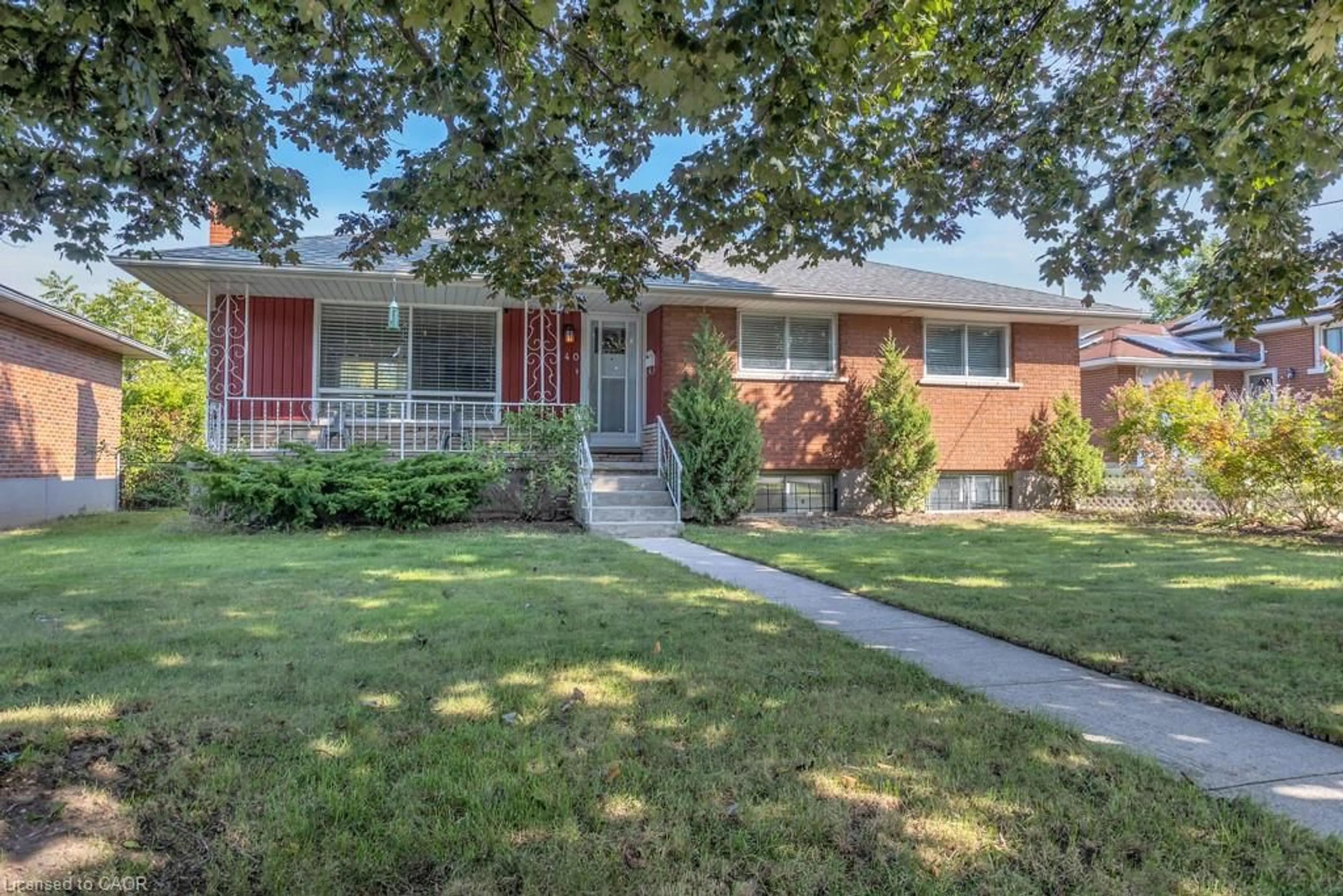 Home with vinyl exterior material, street for 240 Elliott St, Cambridge Ontario N1R 2K9
