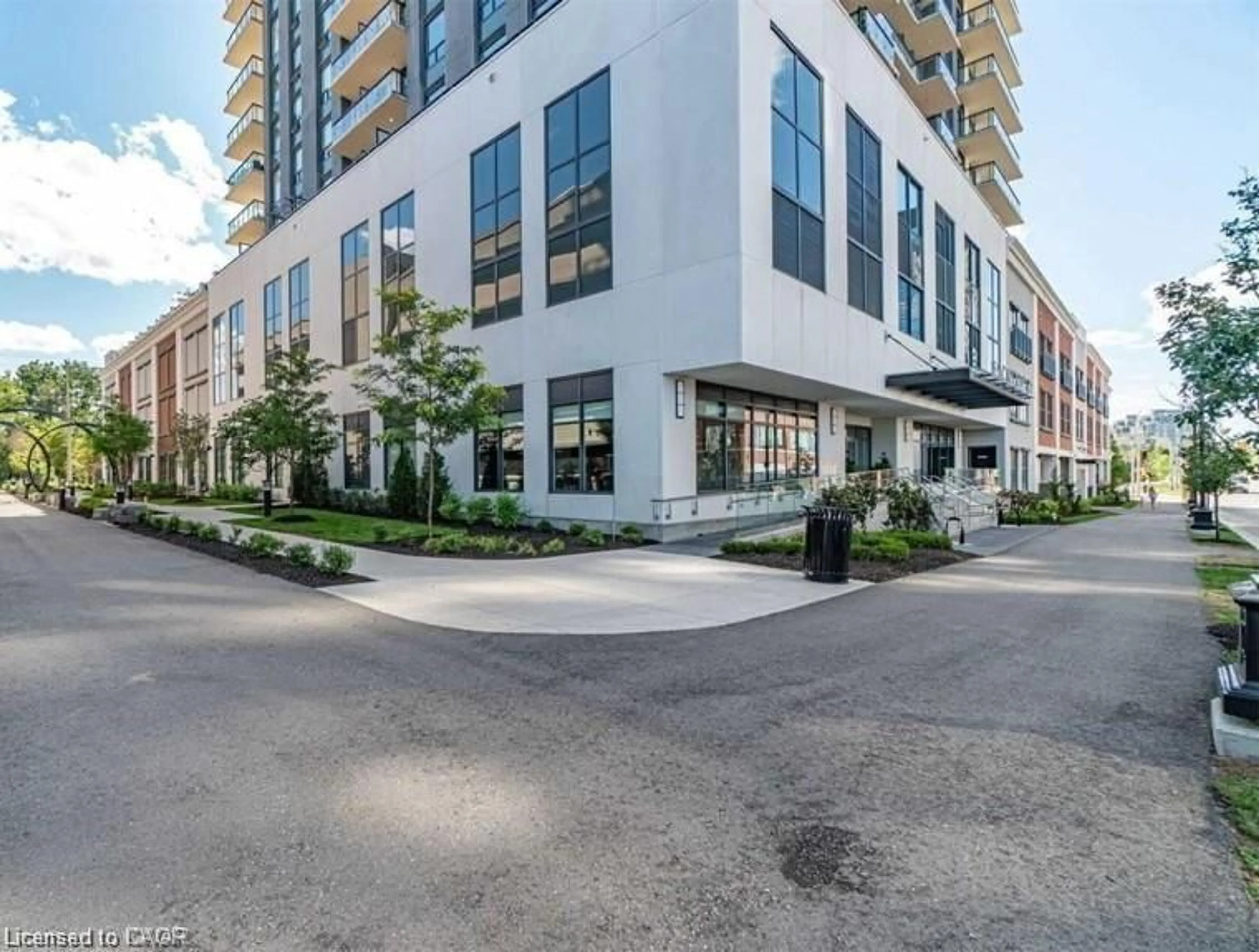 Patio, street for 155 Caroline St #1408, Kitchener Ontario N2L 0J8