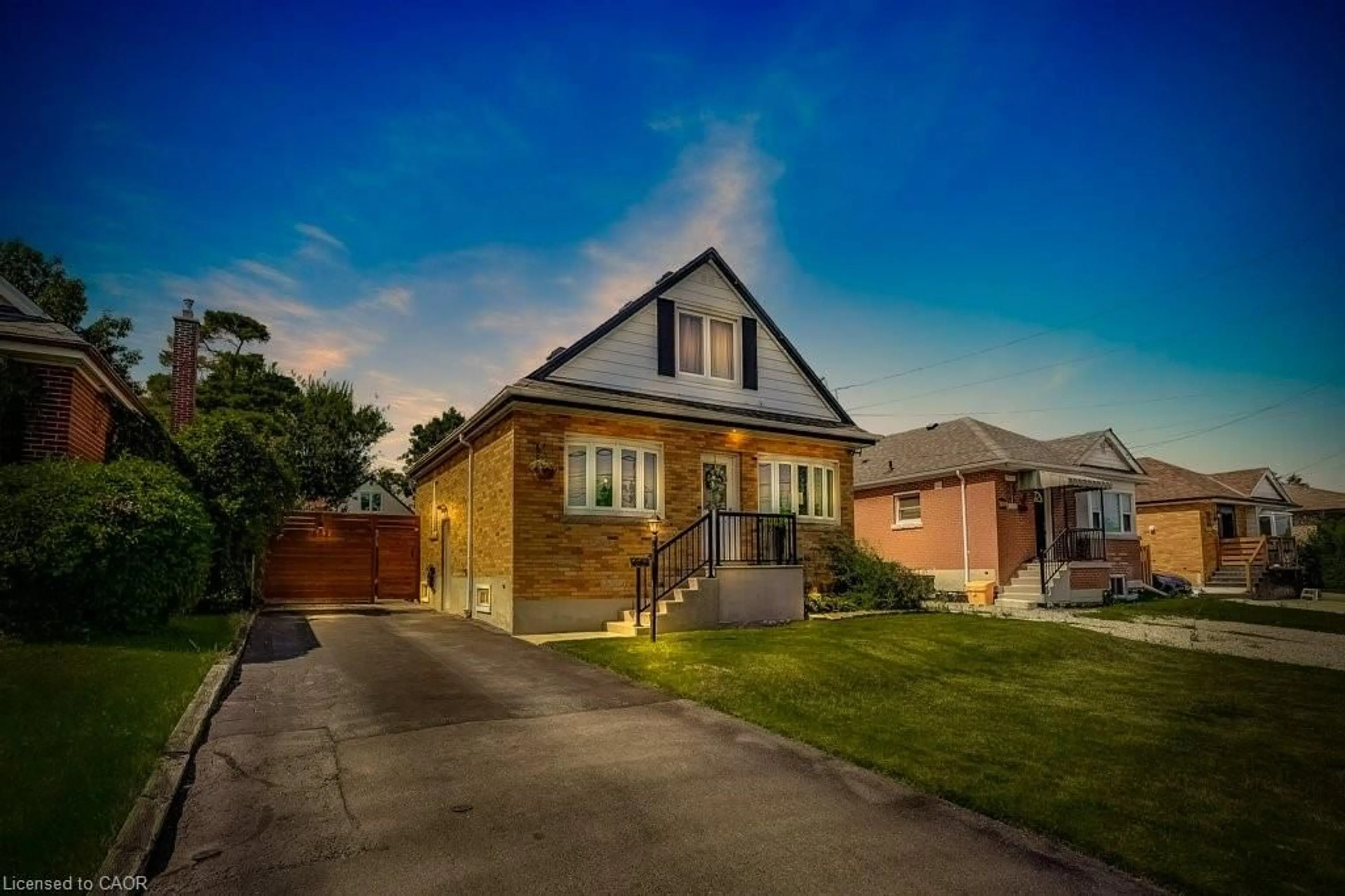 Home with brick exterior material, street for 662 Upper Sherman Ave, Hamilton Ontario L8V 3M5