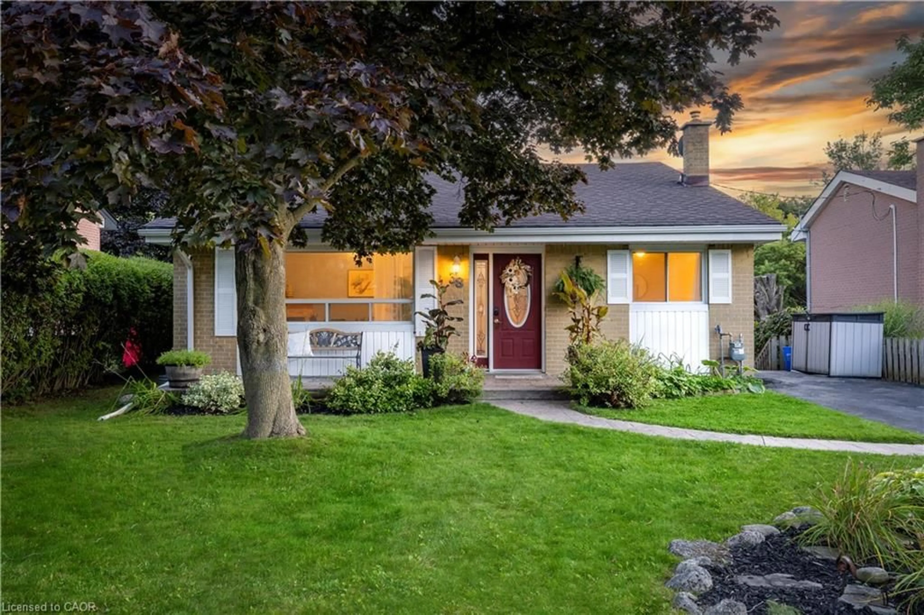 Home with brick exterior material, street for 38 Mowbray Pl, Acton Ontario L7J 2J8