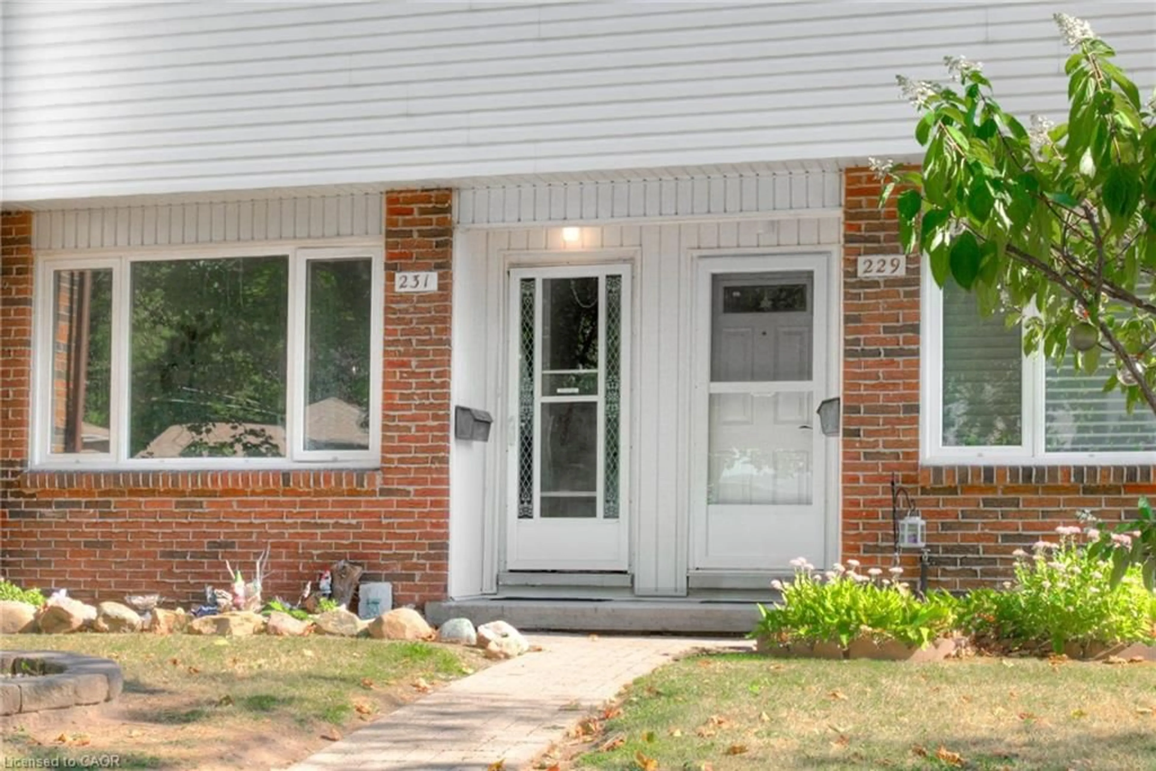 Unknown for 231 Fergus Ave, Kitchener Ontario N2A 2H6