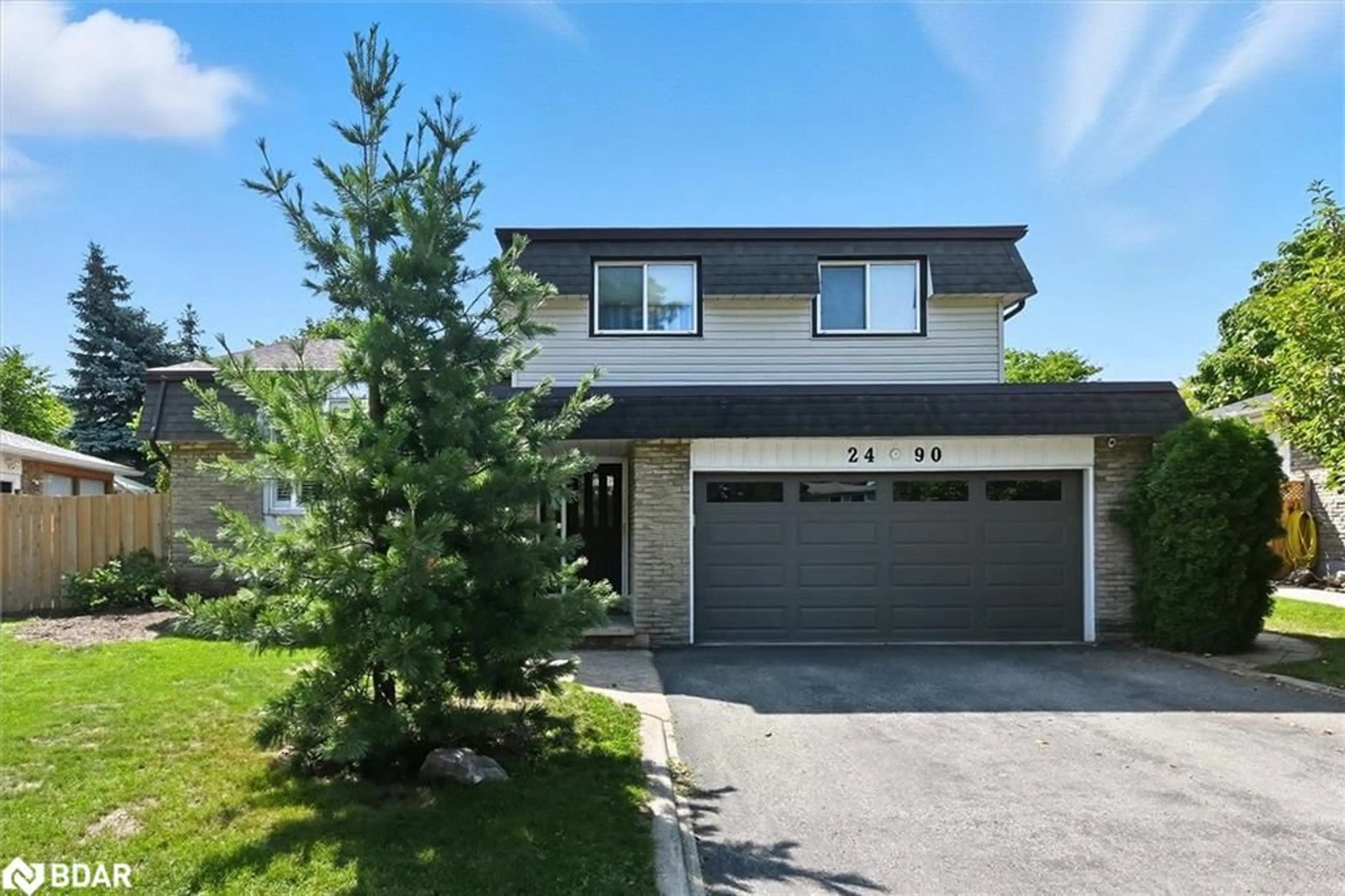 Unknown for 2490 Trevor Dr, Oakville Ontario L6L 5C6