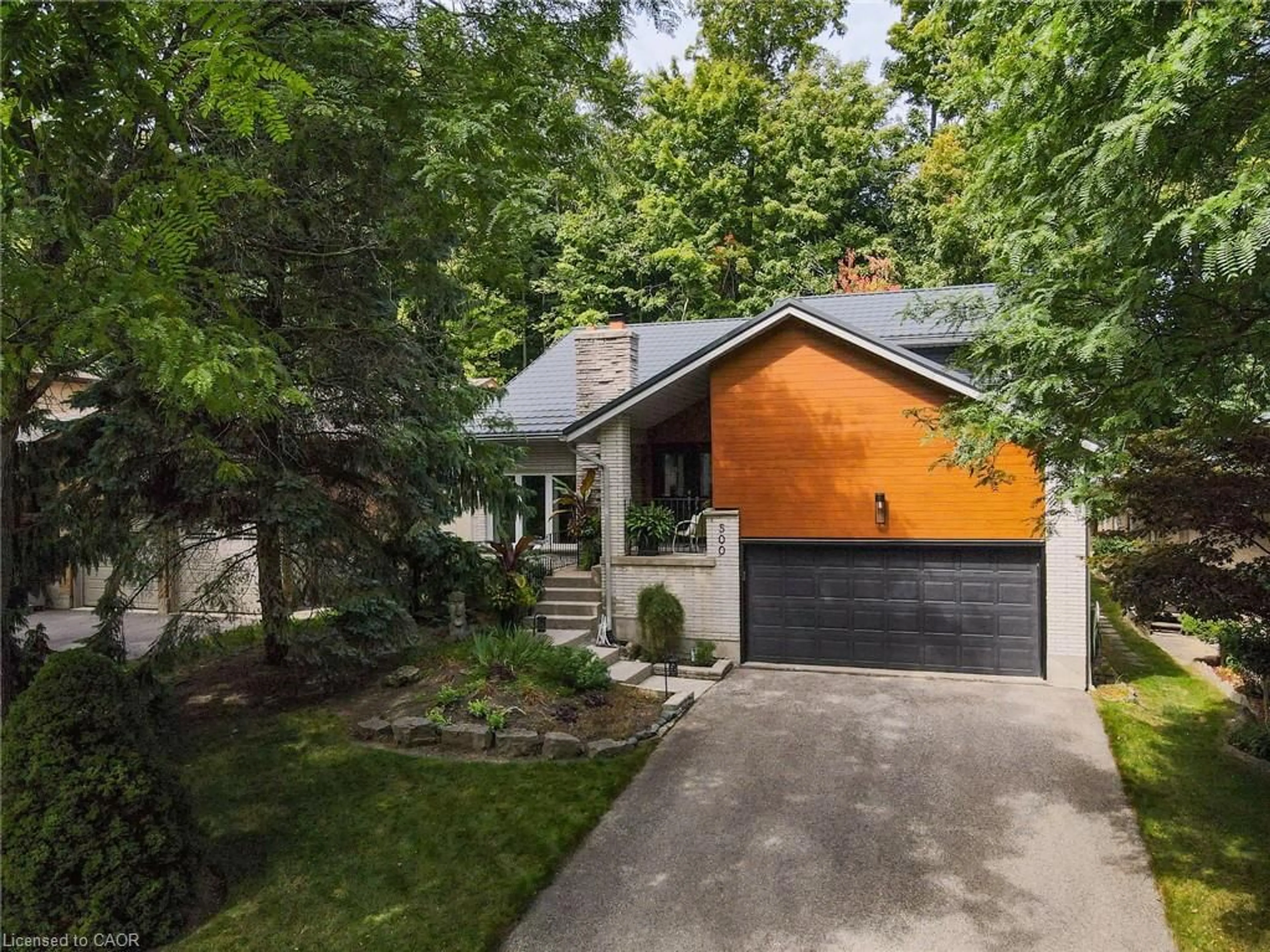 Home with brick exterior material, street for 500 Foxhill Pl, Waterloo Ontario N2T 1X7