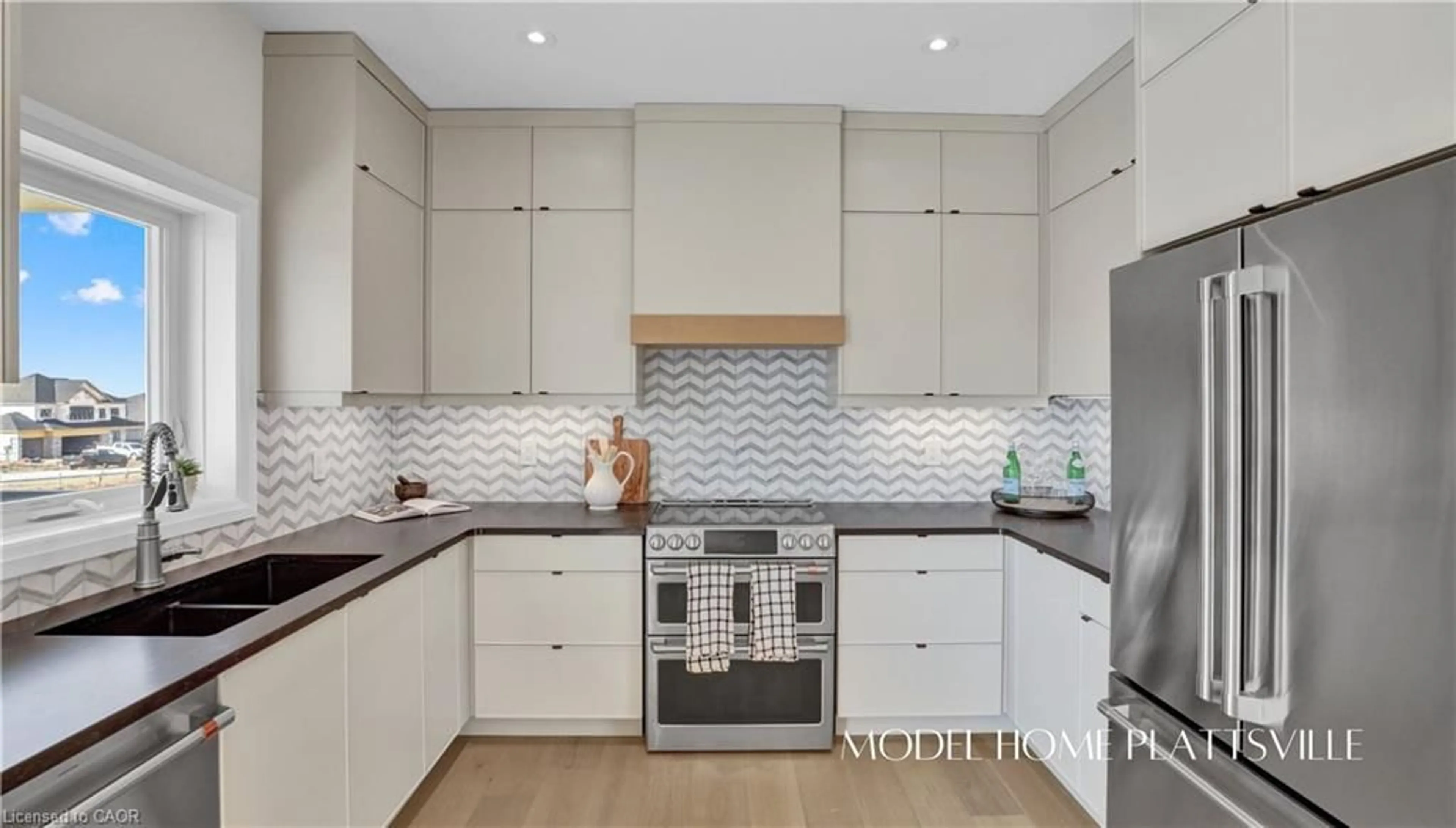 Contemporary kitchen, ceramic/tile floor for 10 Hilborn St, Plattsville Ontario N0J 1S0