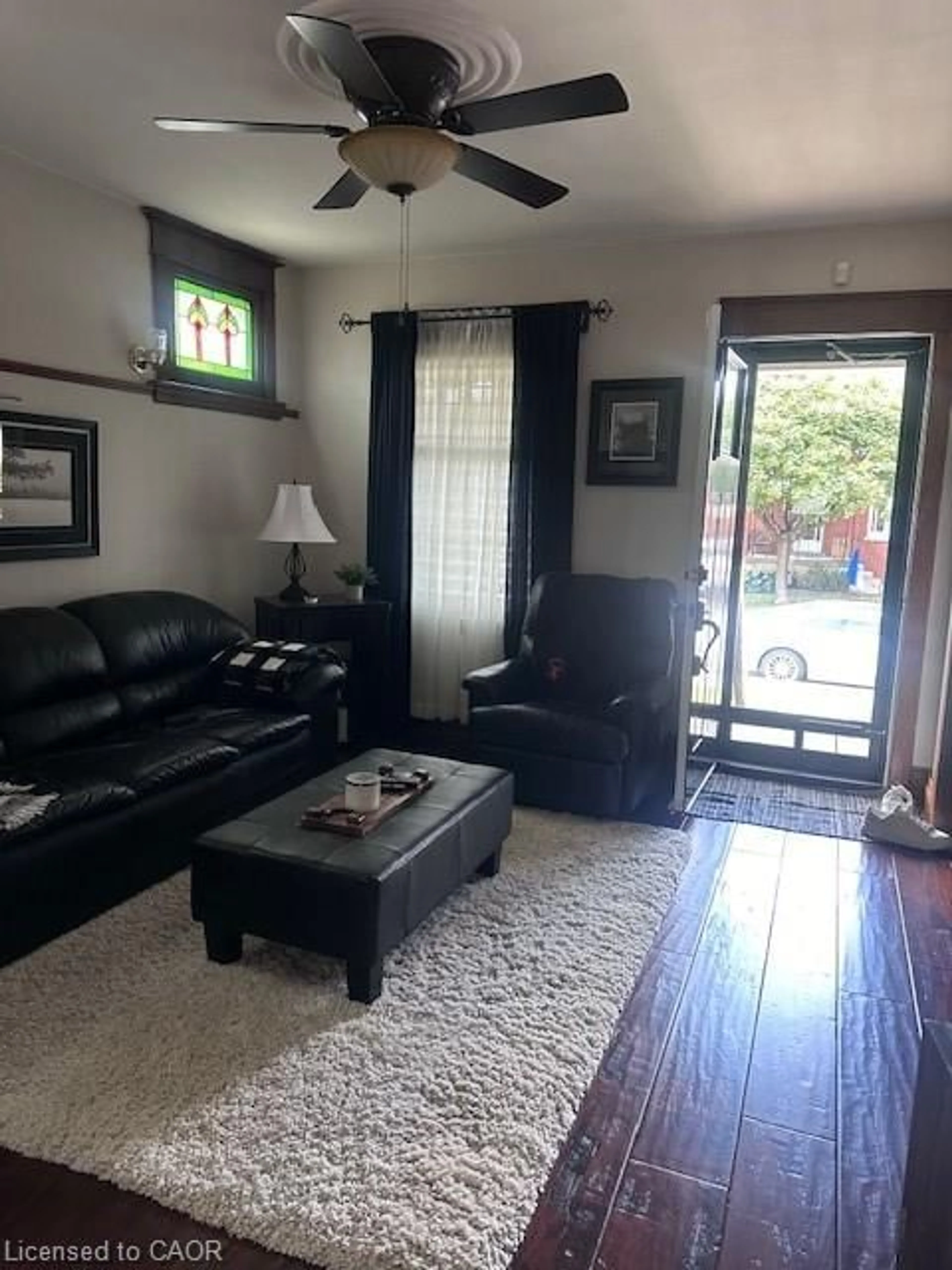 Living room with furniture, unknown for 84 Barons Ave, Hamilton Ontario L8H 5A4