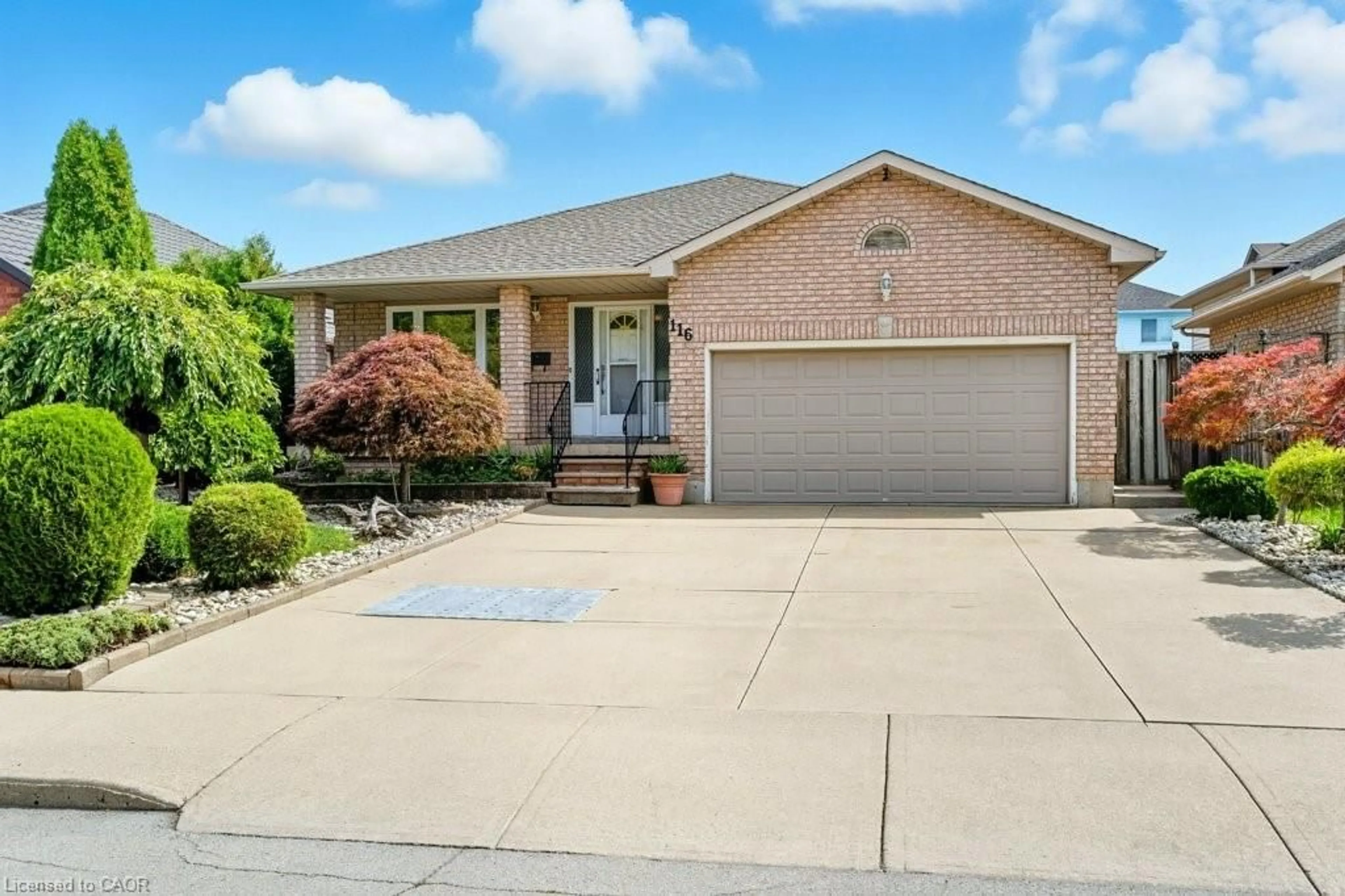 Home with brick exterior material, water/lake/river/ocean view for 116 Nugent Dr, Hamilton Ontario L8H 2M8