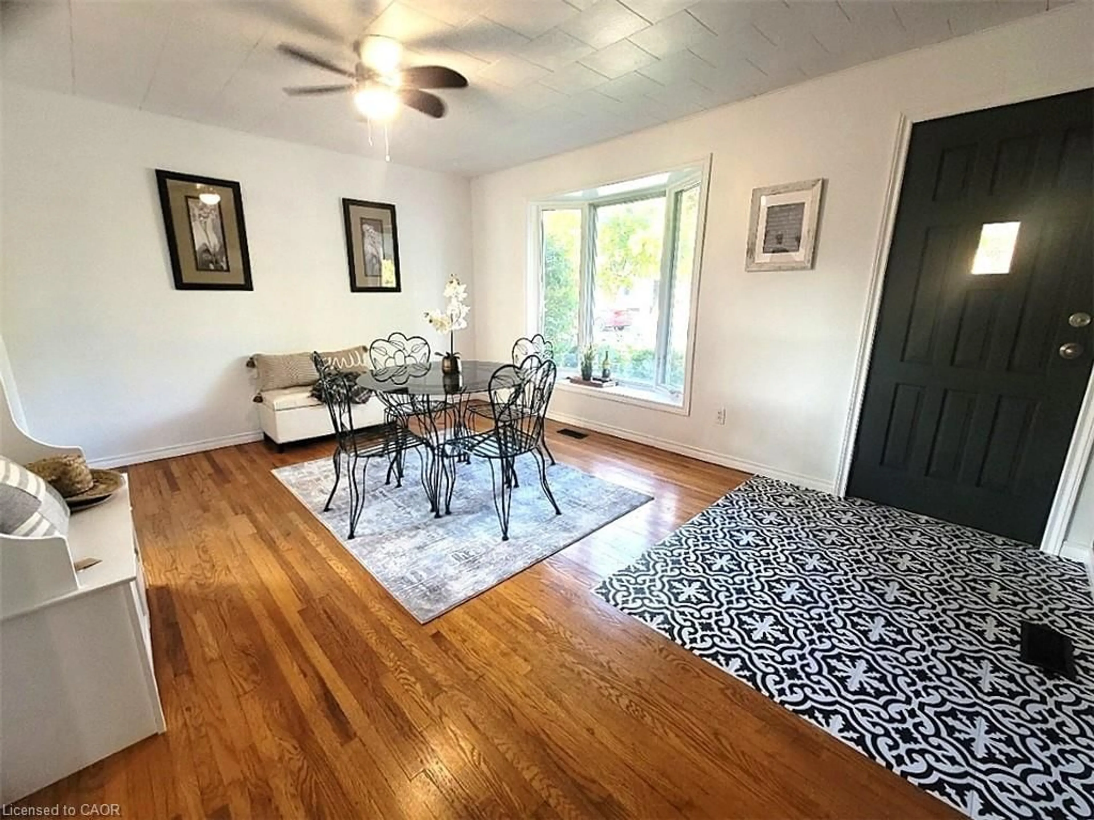Dining room, unknown for 146 Whitley St, Cambridge Ontario N3H 4K6