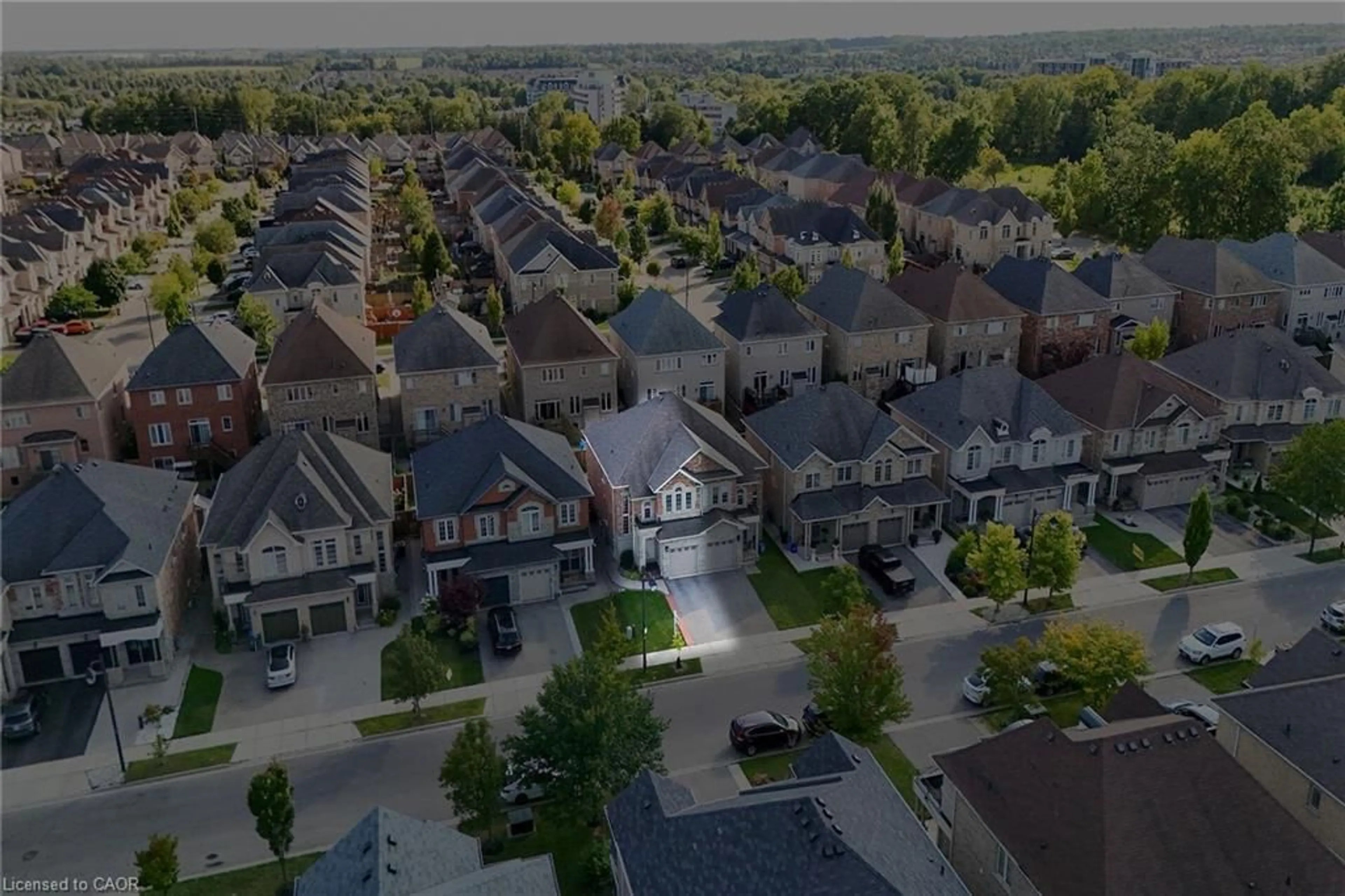 A pic from outside/outdoor area/front of a property/back of a property/a pic from drone, street for 76 Summerberry Way, Hamilton Ontario L9B 0G1