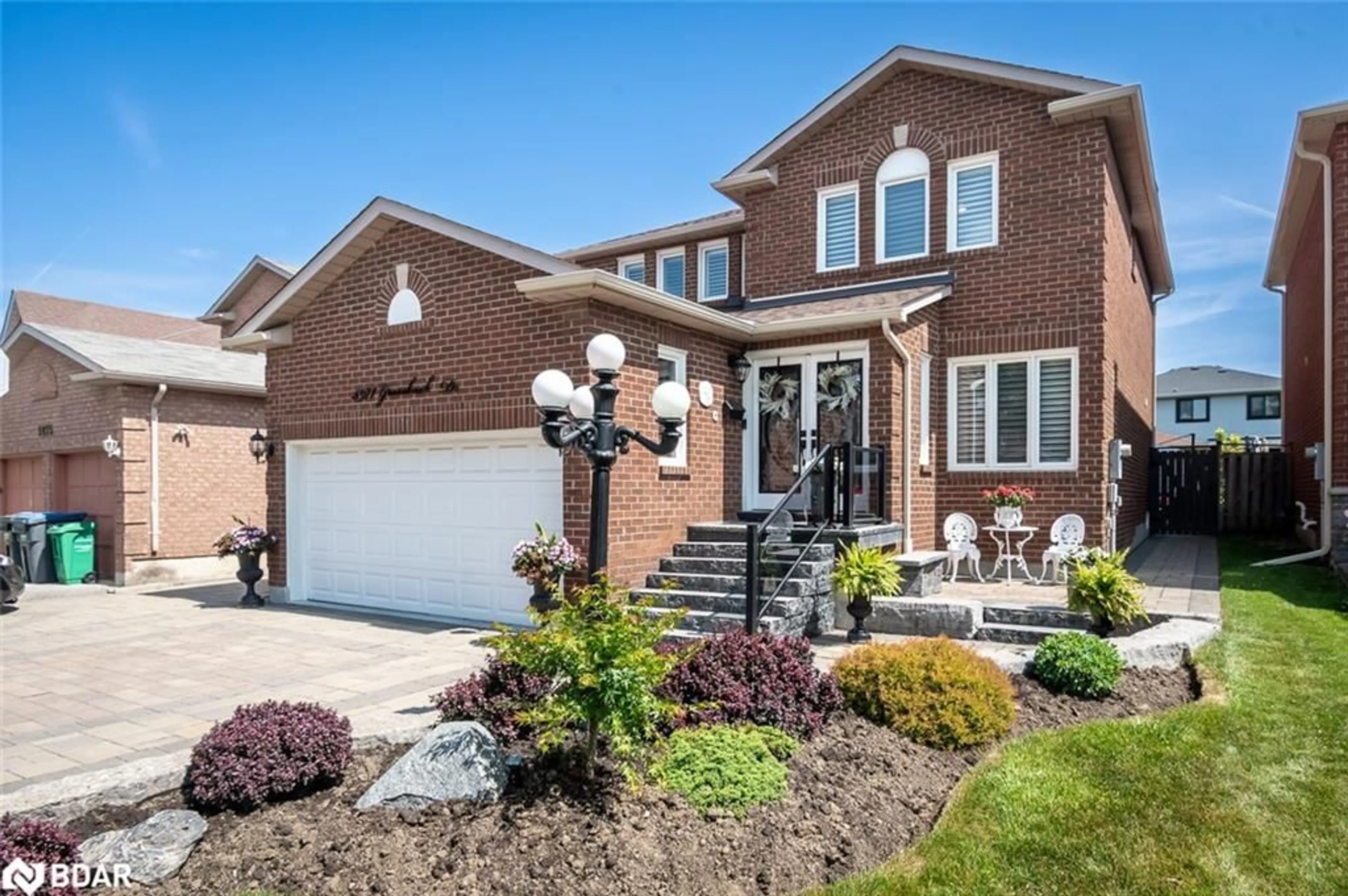 Home with brick exterior material, street for 5971 Grossbeak Dr, Mississauga Ontario L5N 6B3