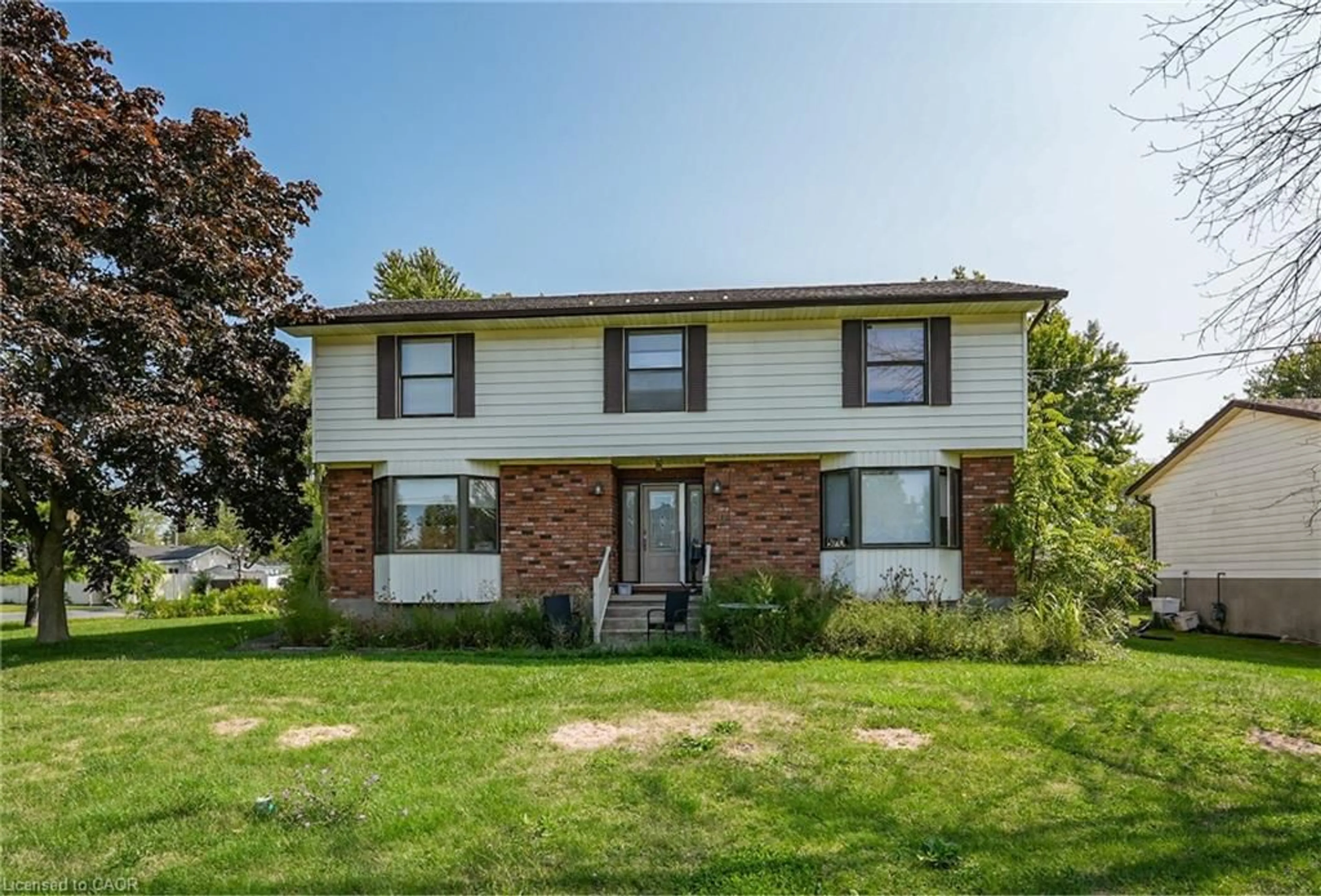 Home with brick exterior material, street for 570 Buffalo Rd, Fort Erie Ontario L2A 5G8