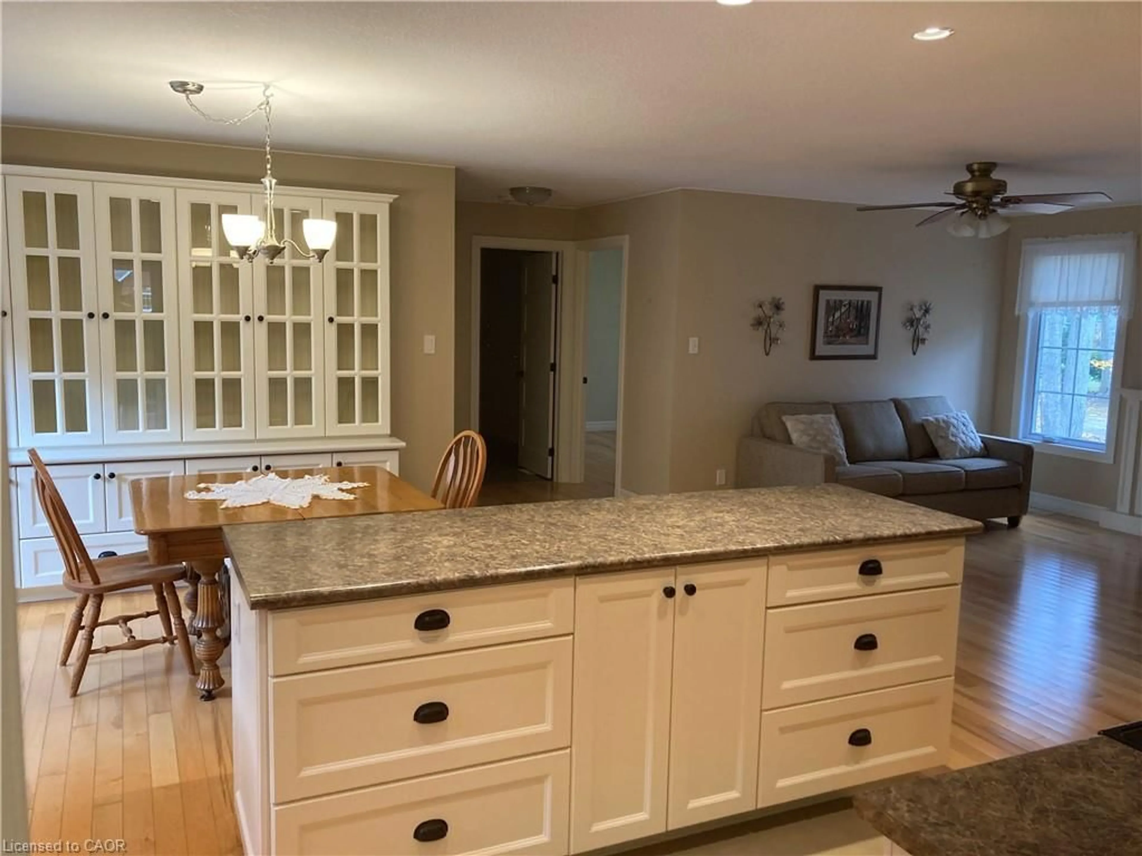 Open concept kitchen, ceramic/tile floor for 22 Gordon Rd, Tiny Ontario L0L 2T0