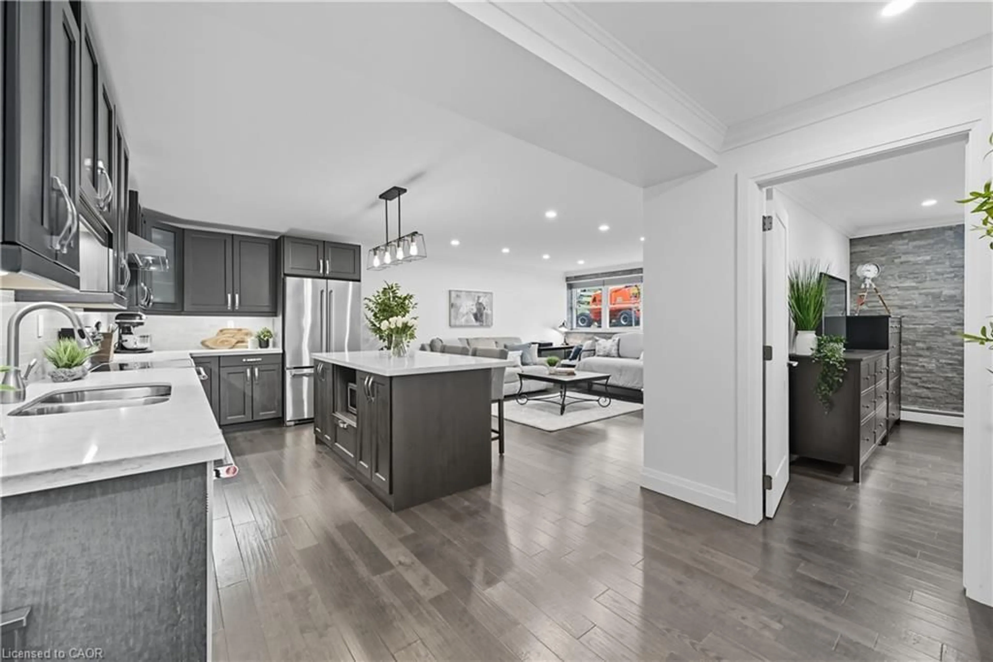 Open concept kitchen, unknown for 1377 Lakeshore Rd #104, Burlington Ontario L7S 1B1