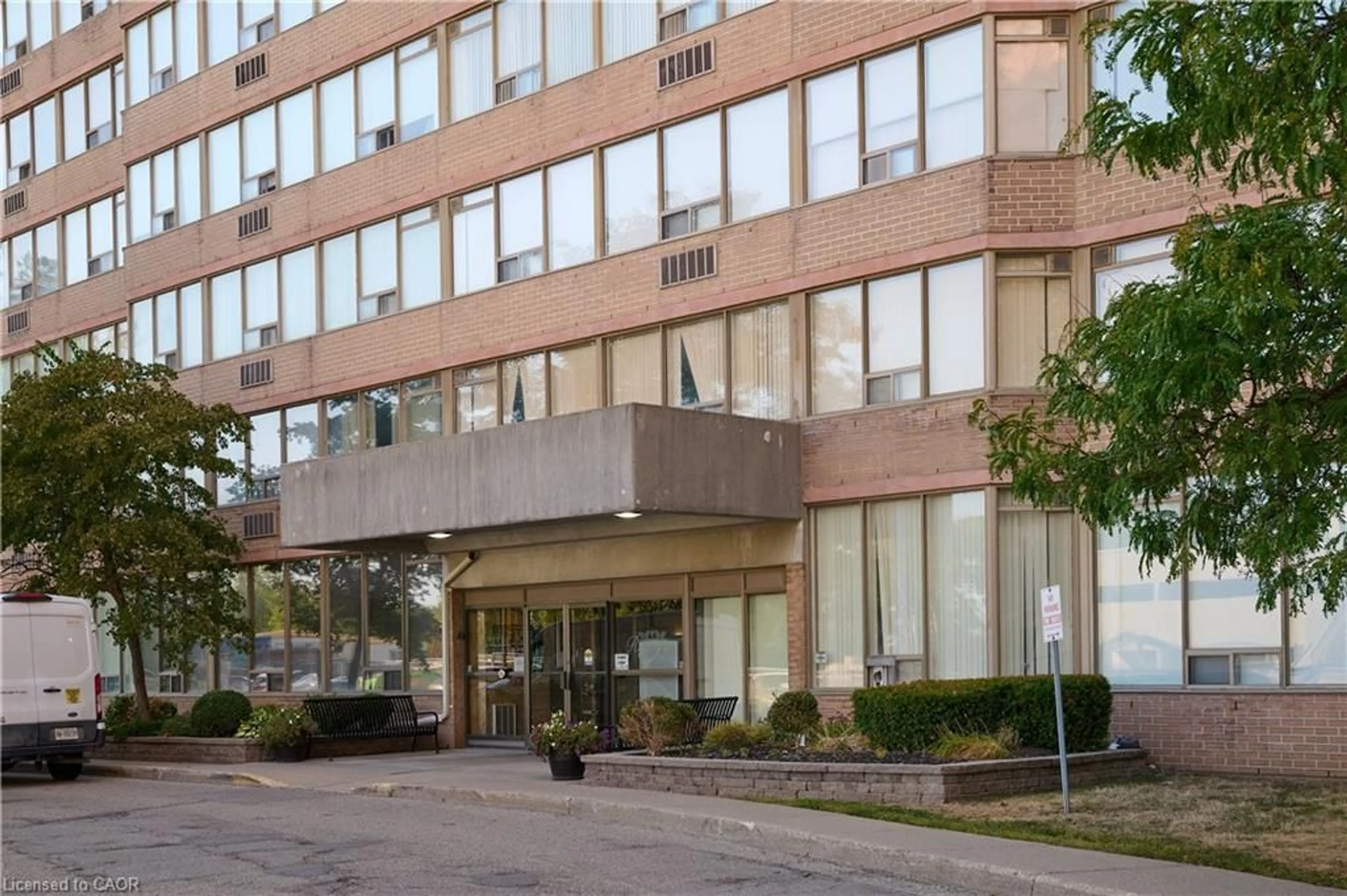 Unknown for 3227 King St #909, Kitchener Ontario N2A 3Z9