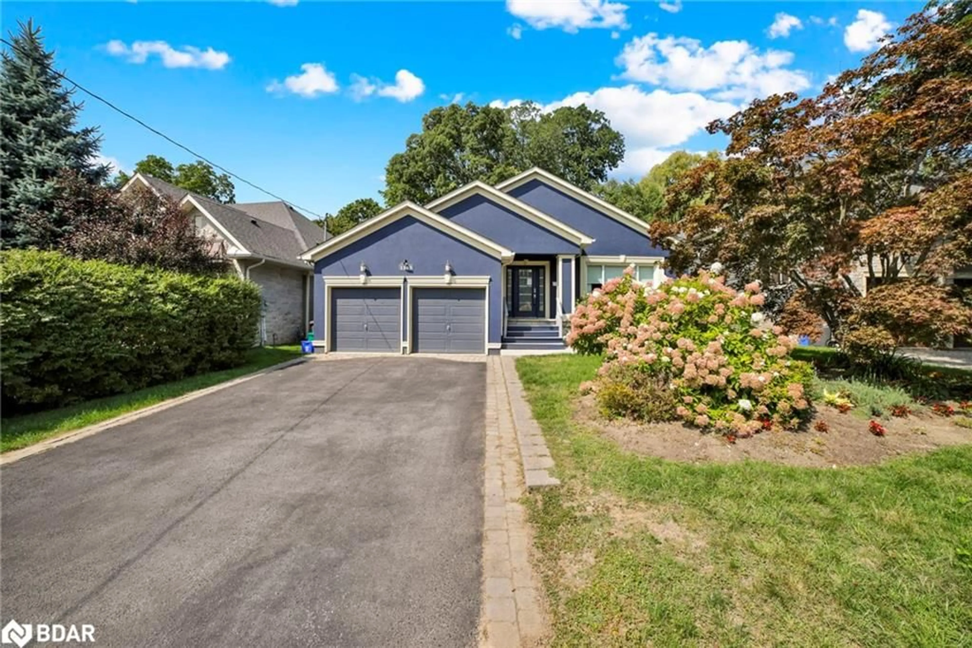 Home with vinyl exterior material, street for 1143 Shaw St, Oakville Ontario L6L 2S1