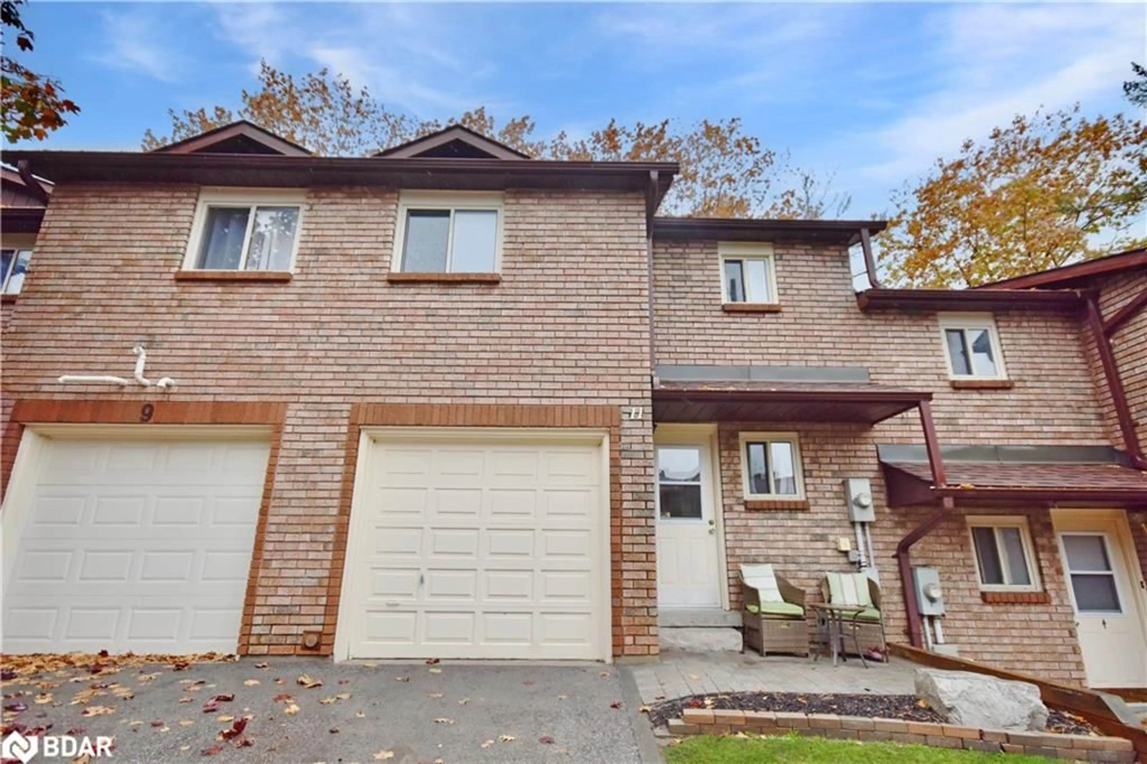 Home with brick exterior material, street for 11 Pheasant Trail, Barrie Ontario L4N 6W4
