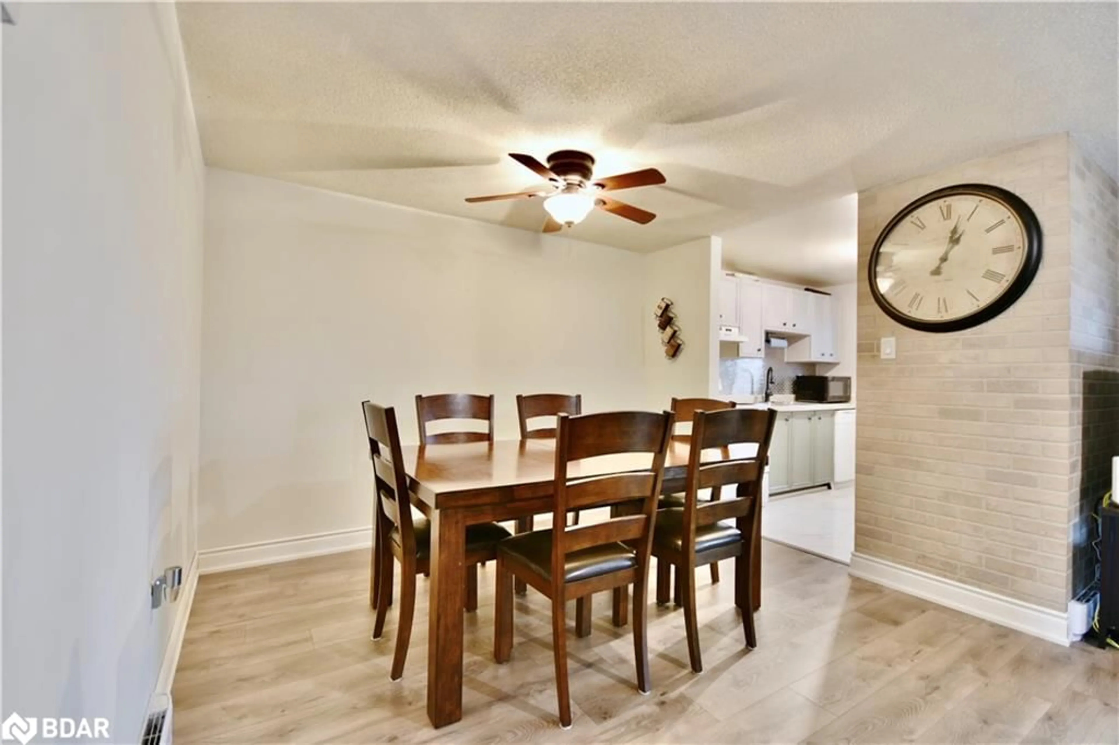 Dining room, unknown for 11 Pheasant Trail, Barrie Ontario L4N 6W4